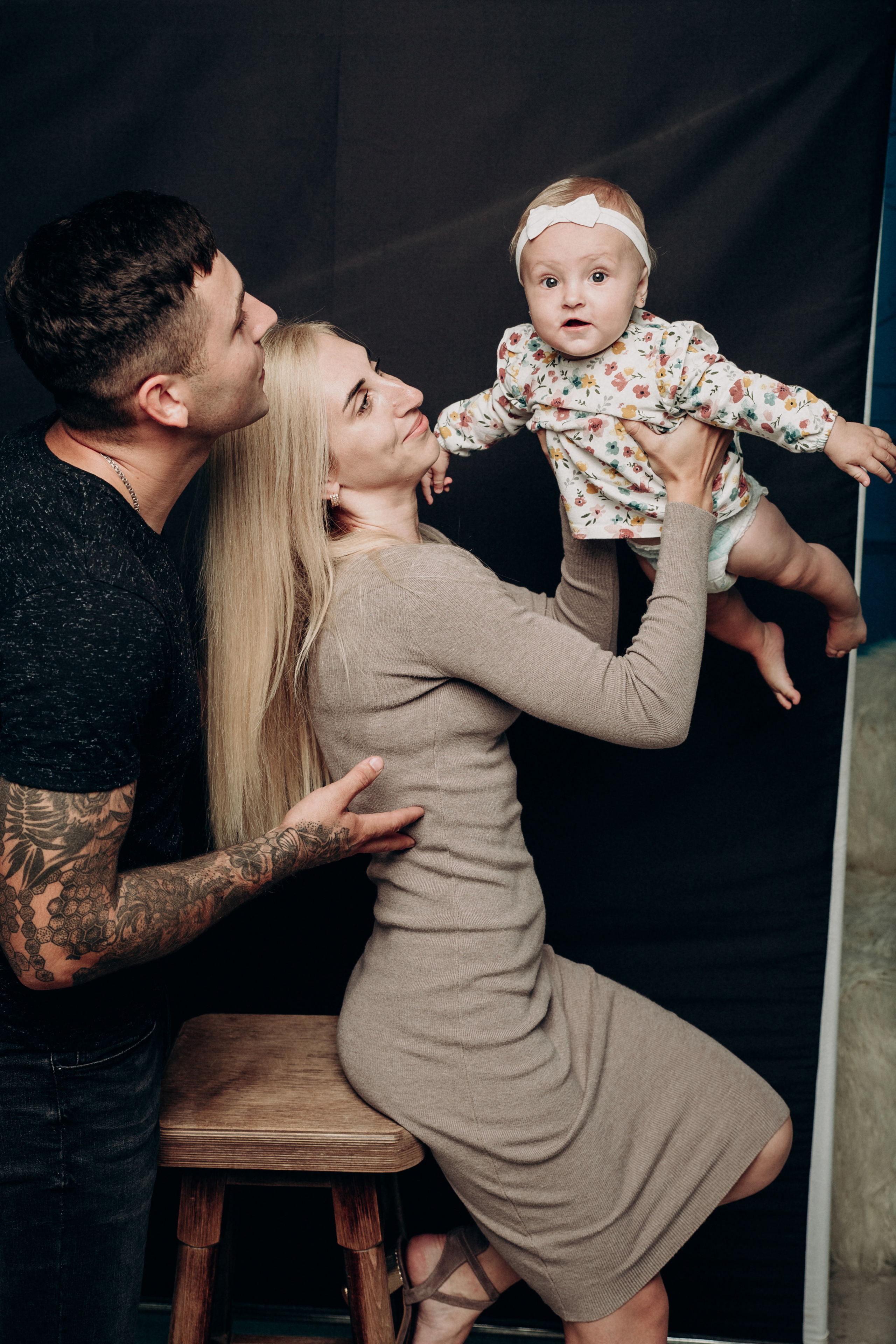 Студійна сімейна зйомка. Весільний та сімейний фотограф міста Суми Артур Моргун