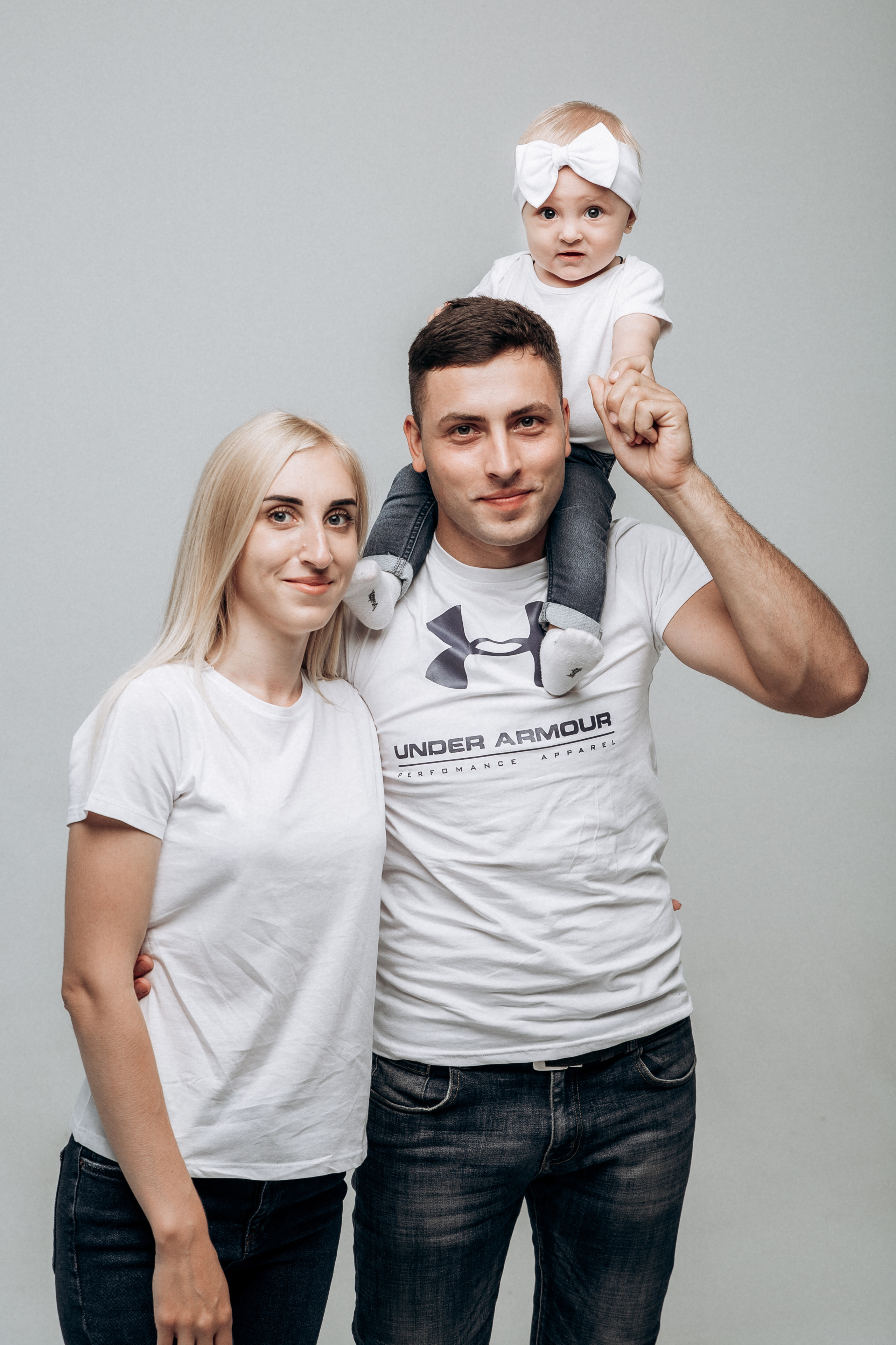 Студійна сімейна зйомка. Весільний та сімейний фотограф міста Суми Артур Моргун