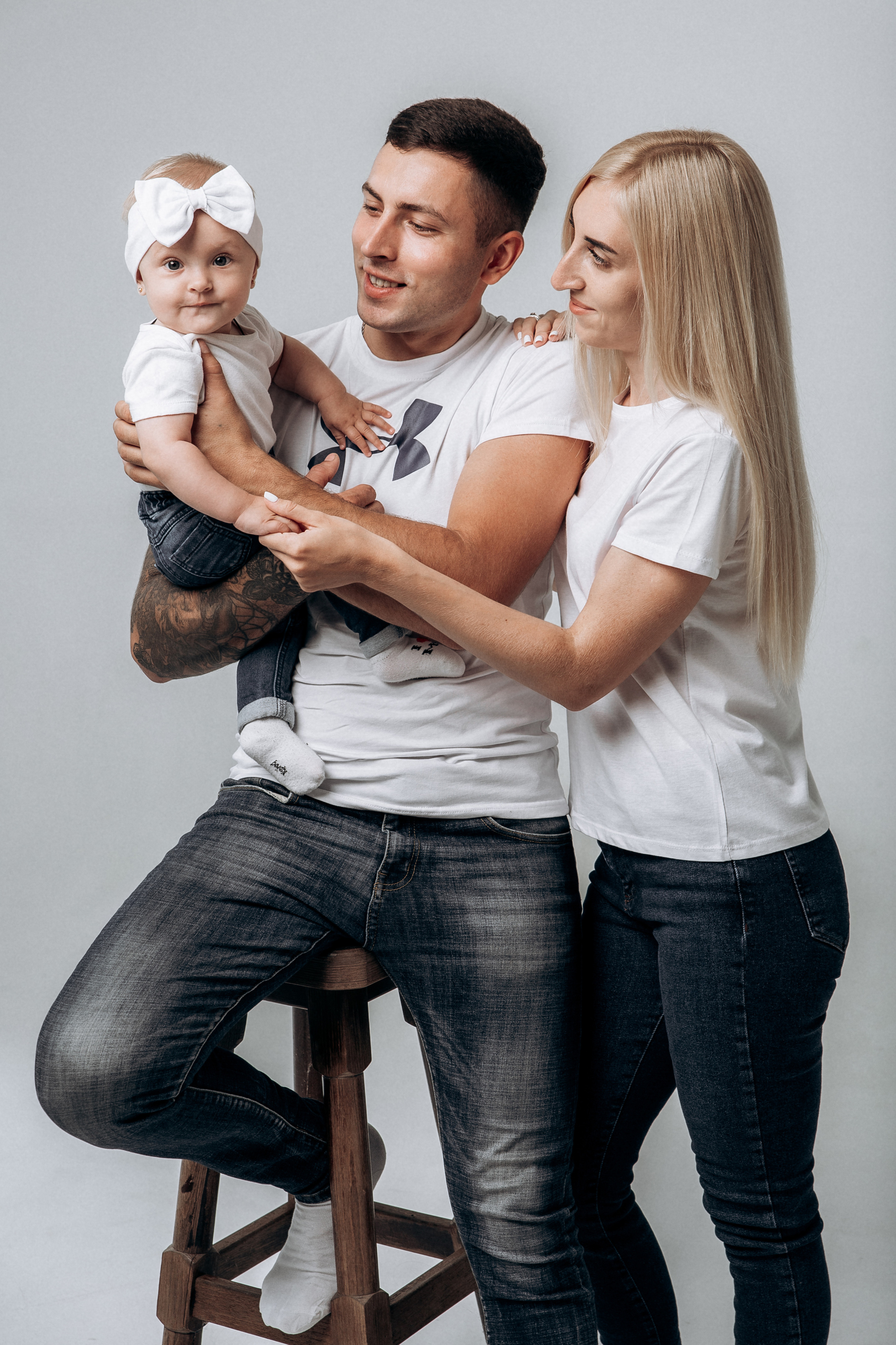 Студійна сімейна зйомка. Весільний та сімейний фотограф міста Суми Артур Моргун