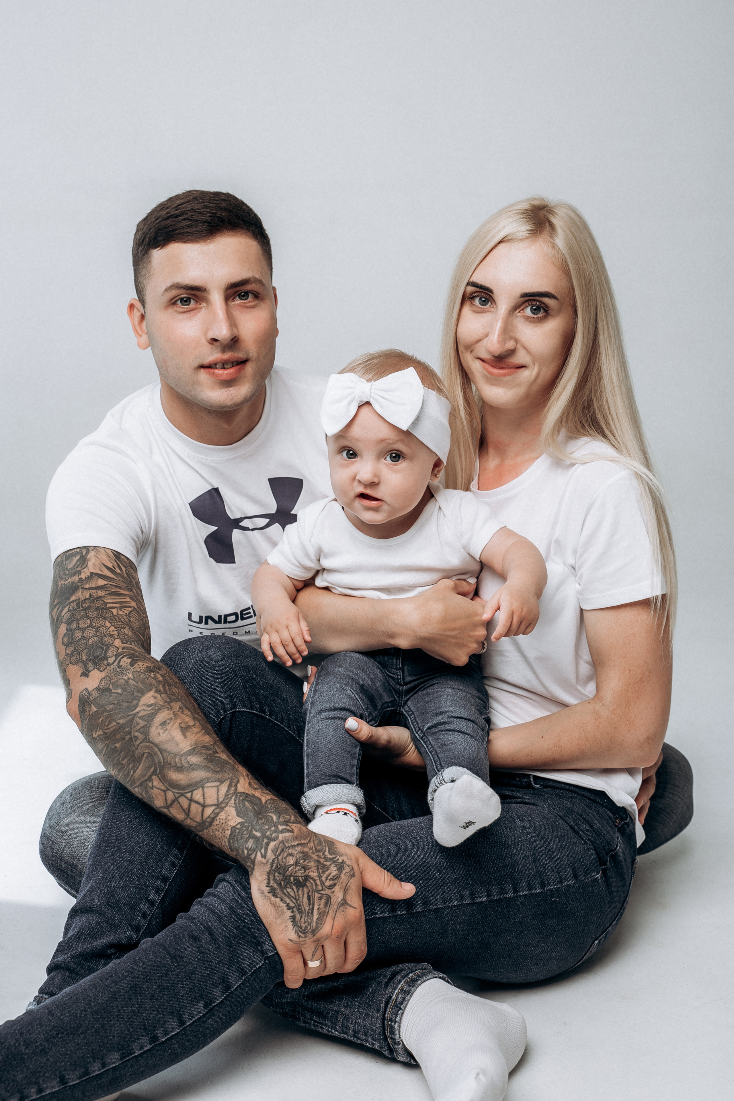 Студійна сімейна зйомка. Весільний та сімейний фотограф міста Суми Артур Моргун