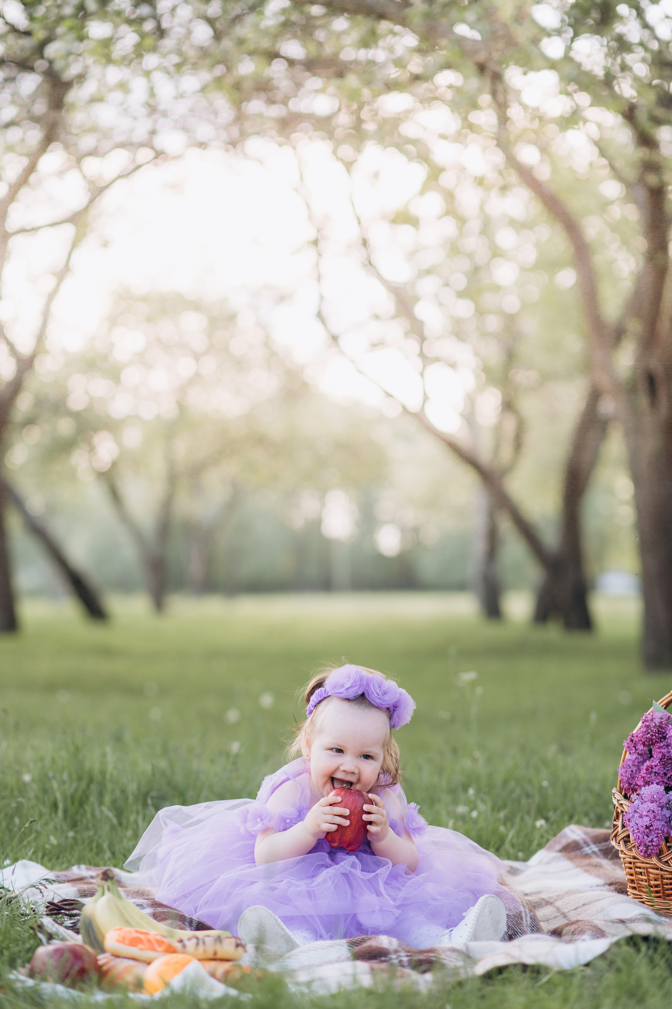 У бузку. Весільний та сімейний фотограф міста Суми Артур Моргун