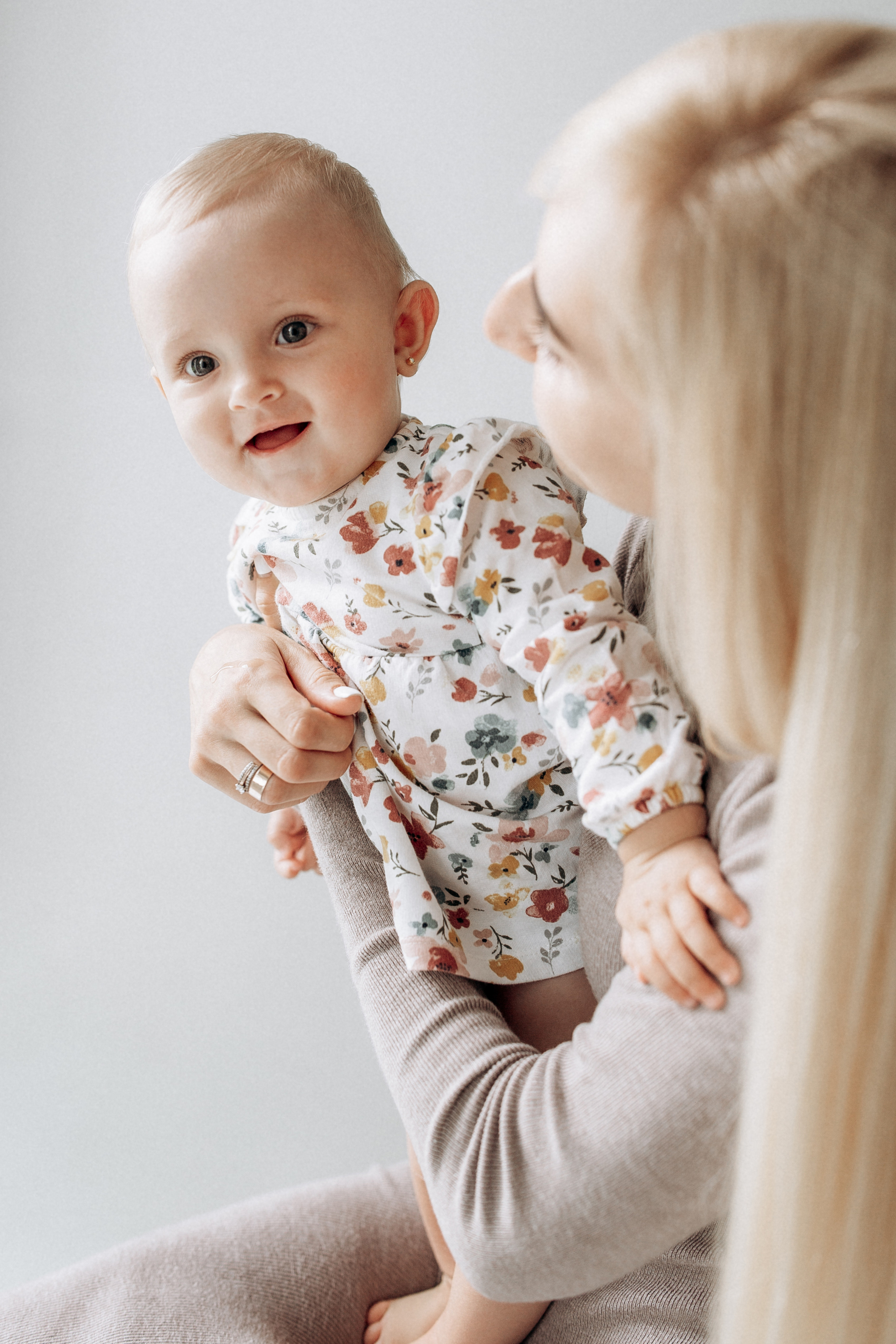 Студійна сімейна зйомка. Весільний та сімейний фотограф міста Суми Артур Моргун