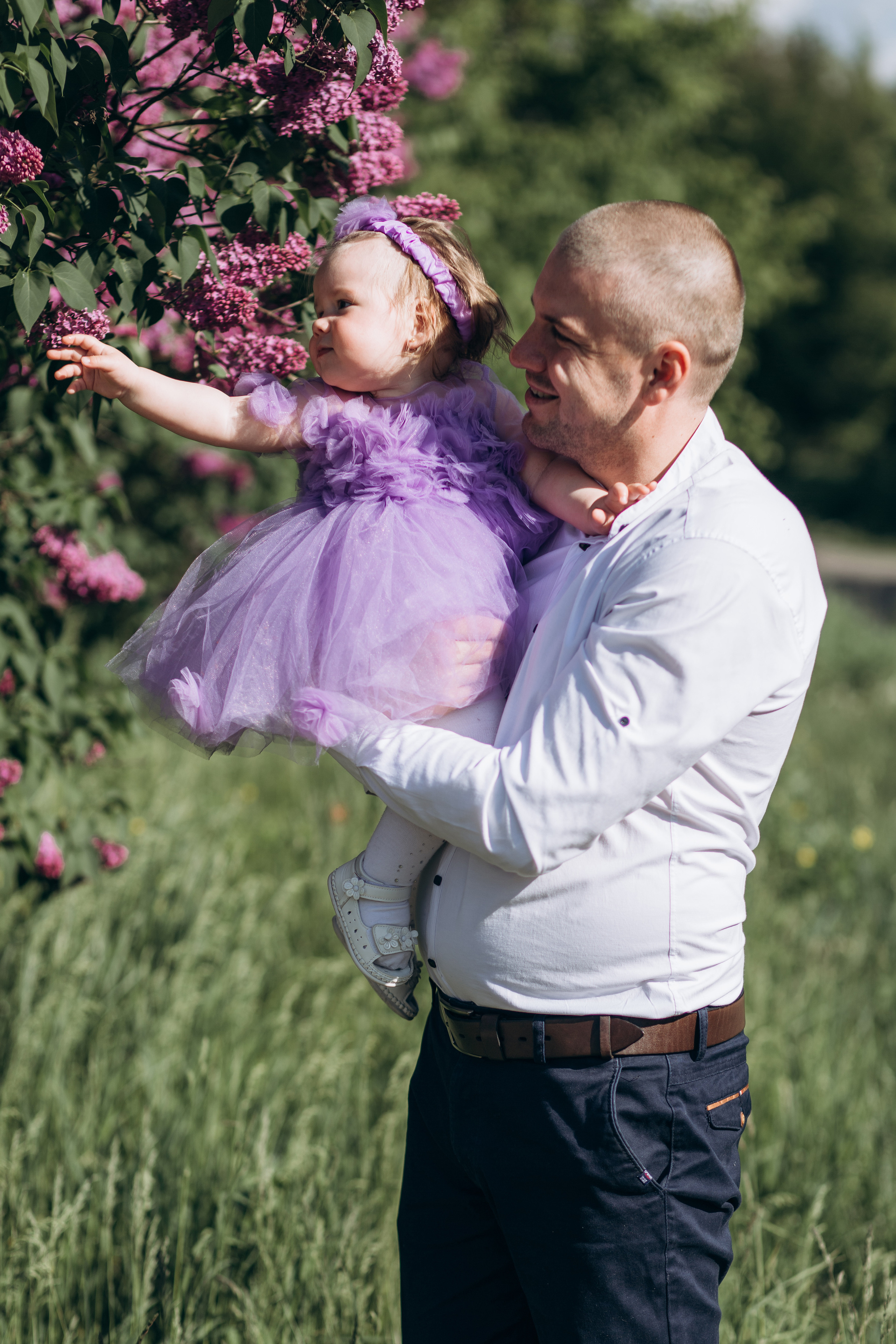 У бузку. Весільний та сімейний фотограф міста Суми Артур Моргун