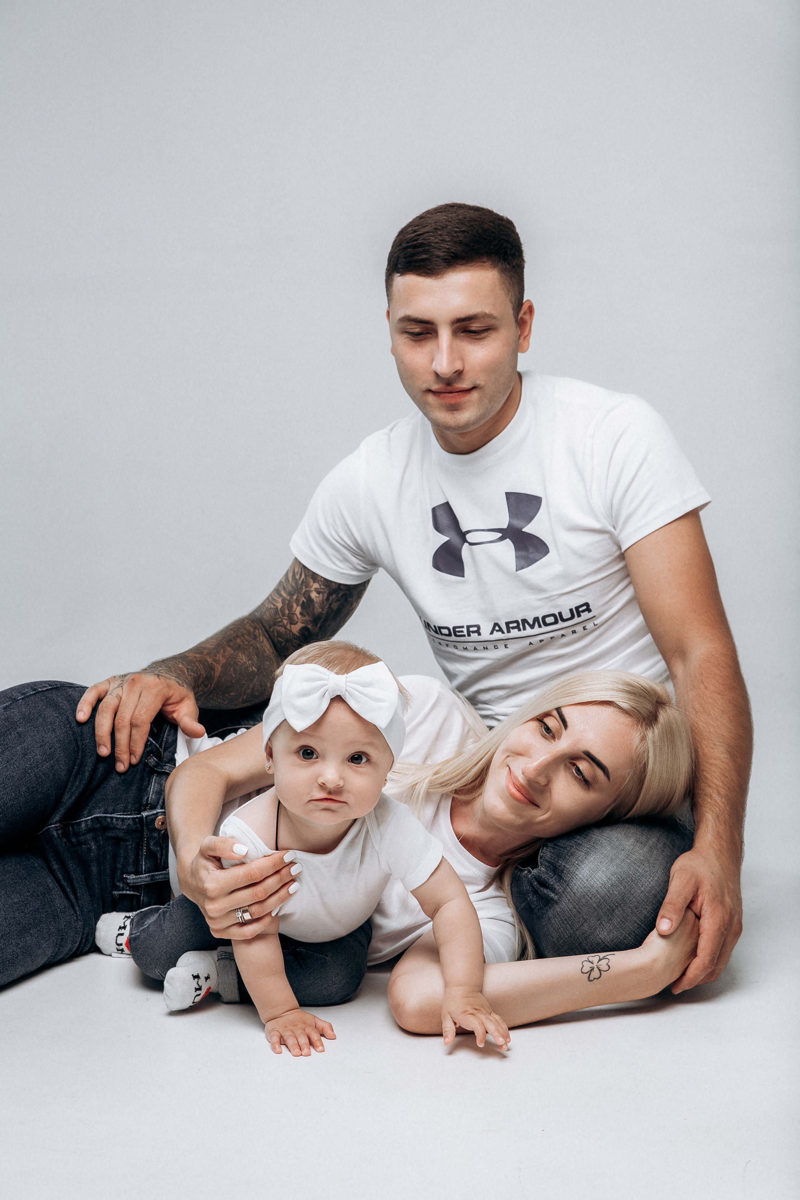 Студійна сімейна зйомка. Весільний та сімейний фотограф міста Суми Артур Моргун