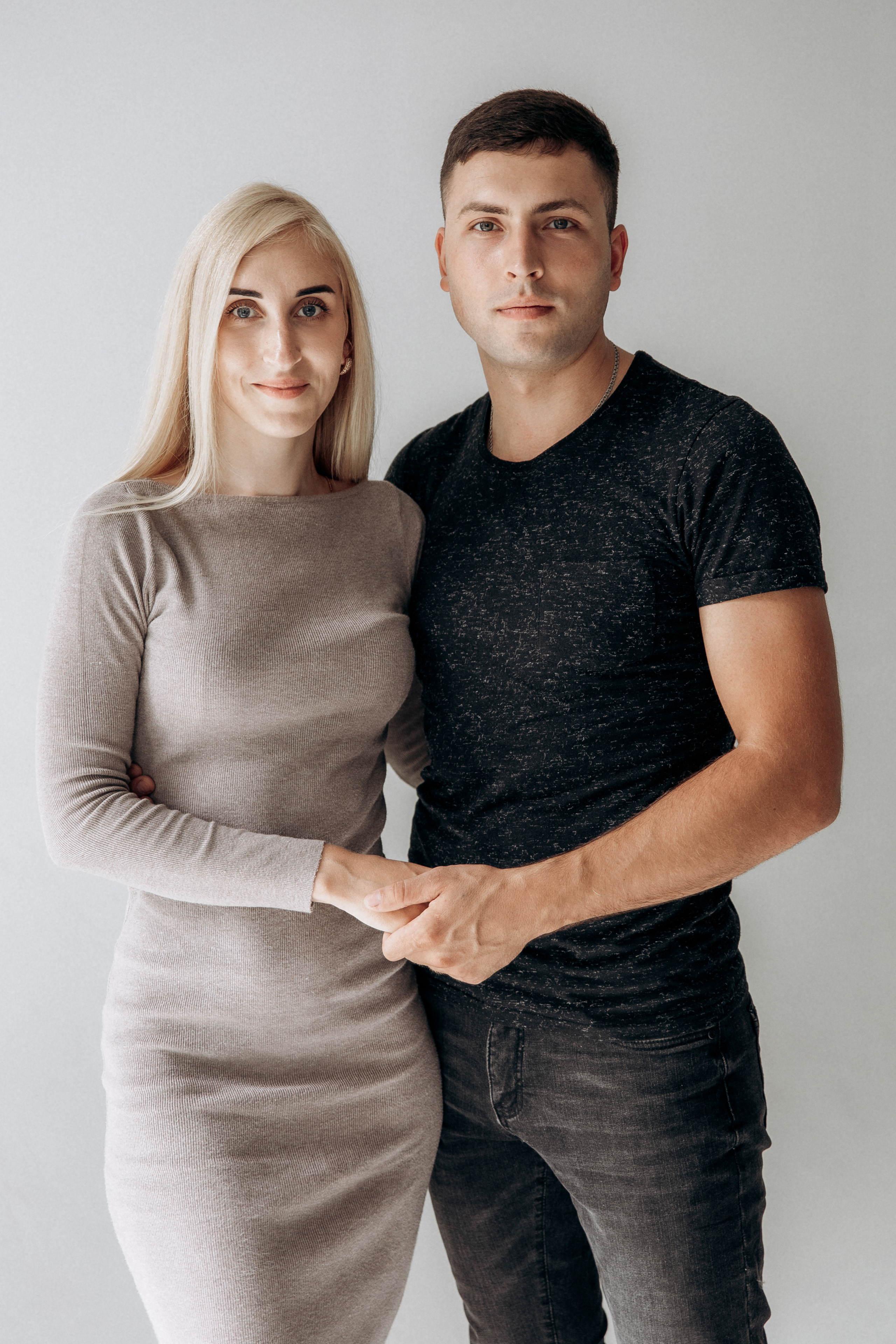 Студійна сімейна зйомка. Весільний та сімейний фотограф міста Суми Артур Моргун