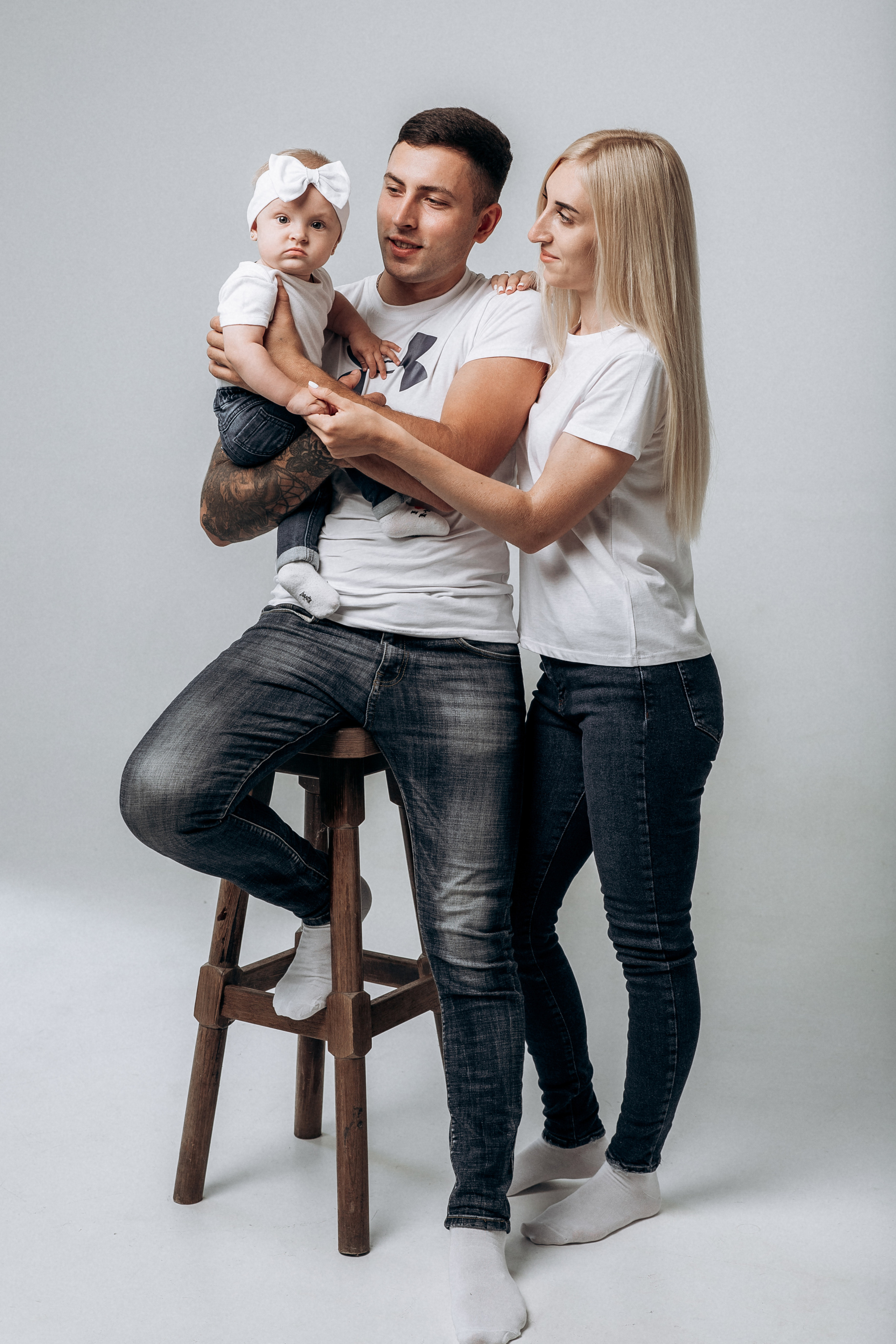 Студійна сімейна зйомка. Весільний та сімейний фотограф міста Суми Артур Моргун