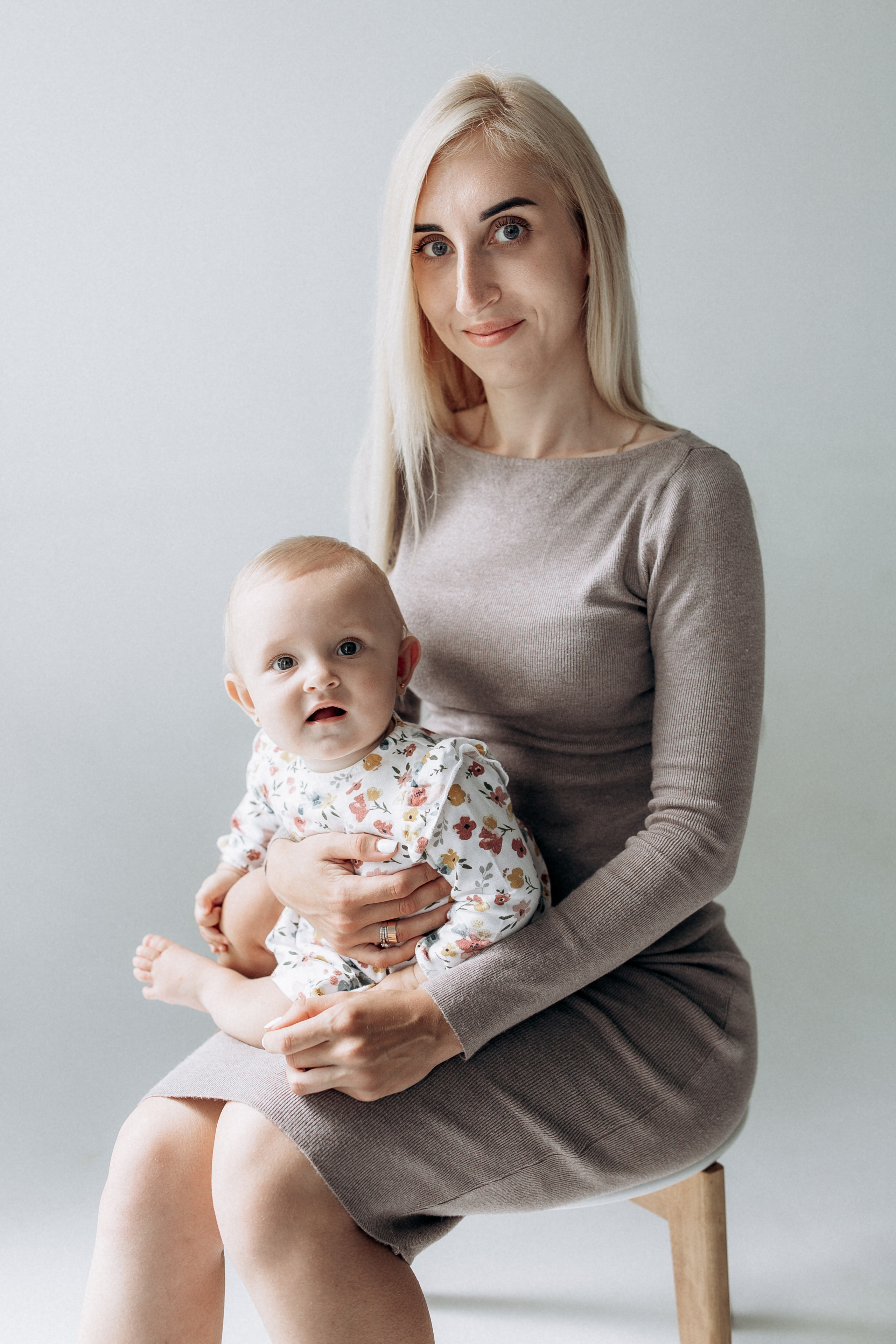 Студійна сімейна зйомка. Весільний та сімейний фотограф міста Суми Артур Моргун