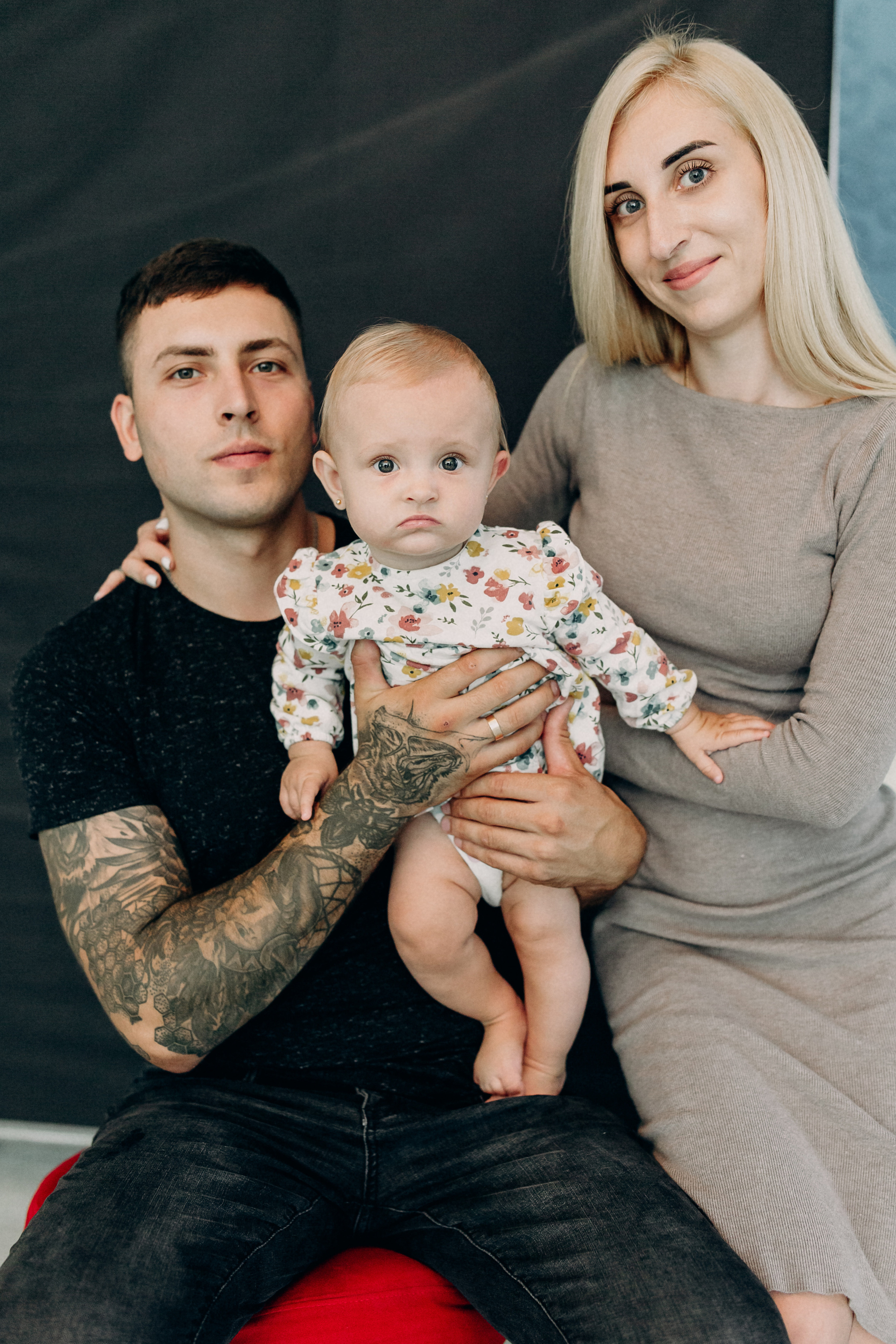 Студійна сімейна зйомка. Весільний та сімейний фотограф міста Суми Артур Моргун