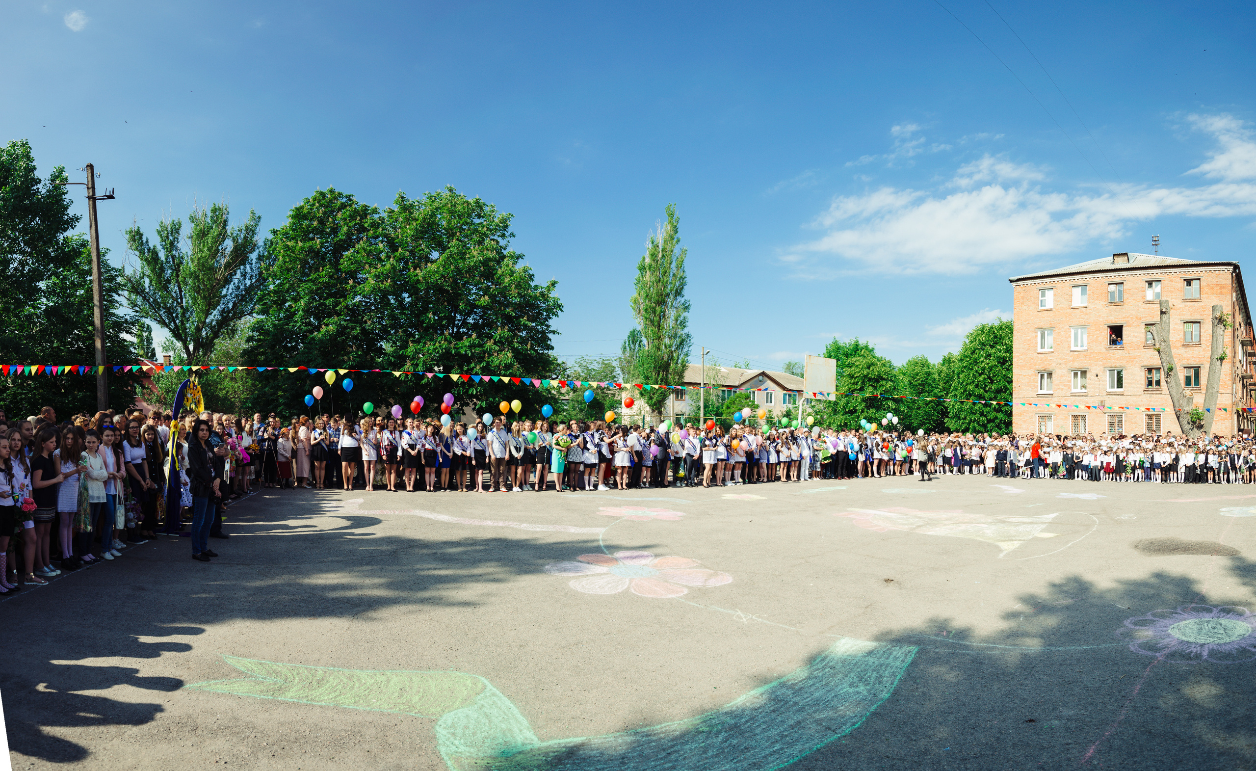Дзвоник. Фотограф Київ Дніпро Запоріжжя Нікополь Олександрія Кривий ріг Покров