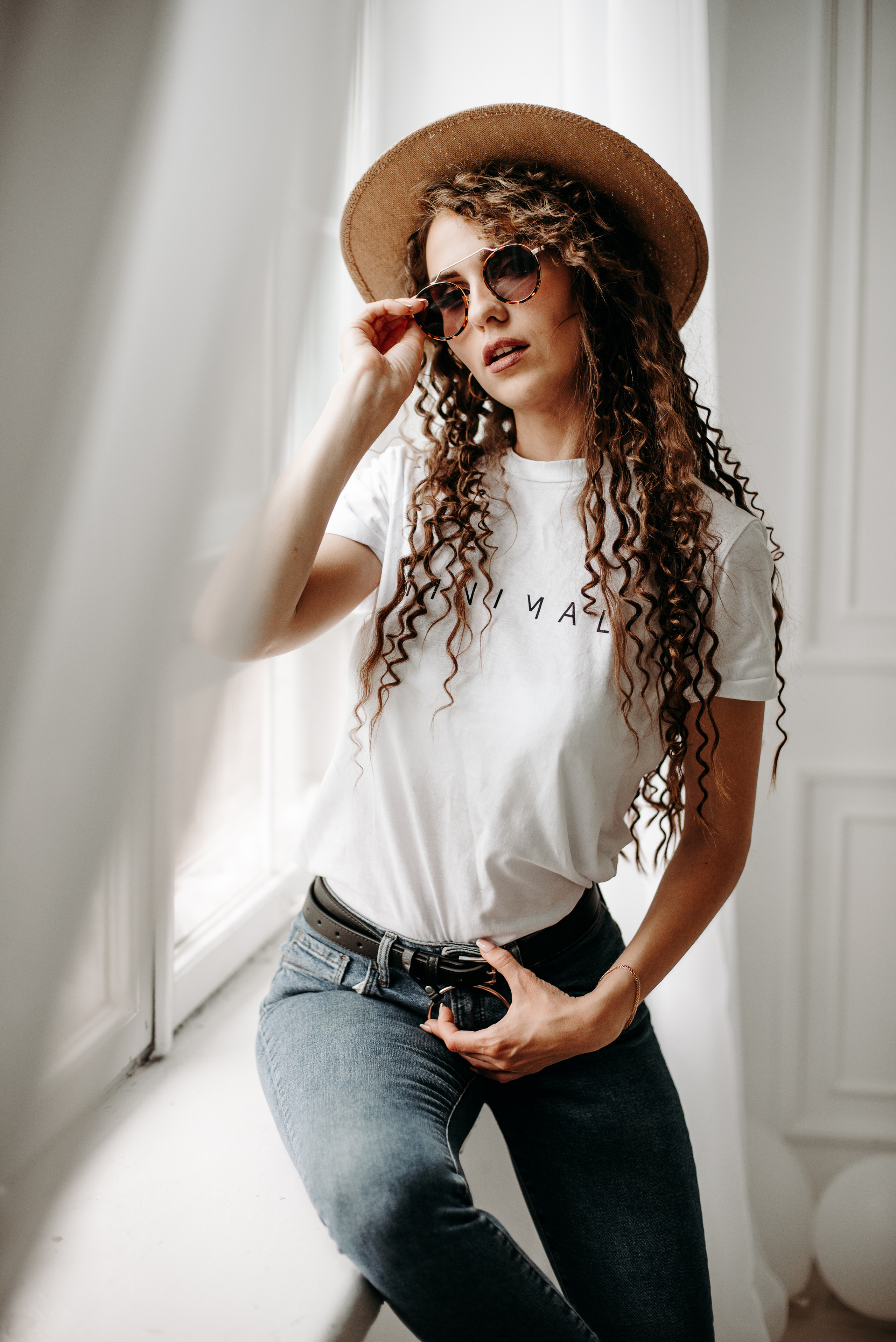 Портрети в фотостудії в Нікополі Дніпрі Запоріжжі Покрові Марганці. Фотограф Київ Дніпро Запоріжжя Нікополь Олександрія Кривий ріг Покров