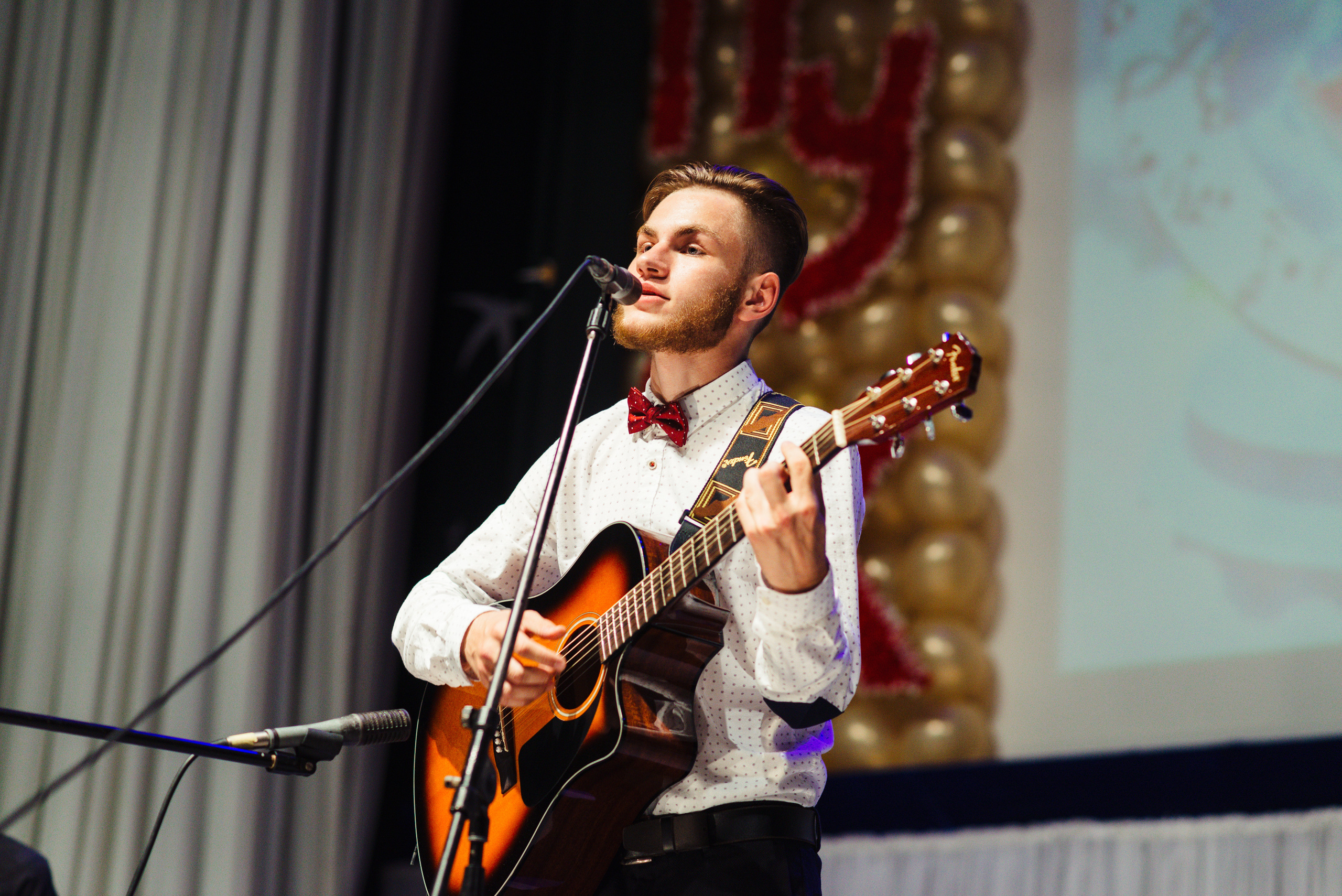 Випускний вечір. Фотограф Київ Дніпро Запоріжжя Нікополь Олександрія Кривий ріг Покров