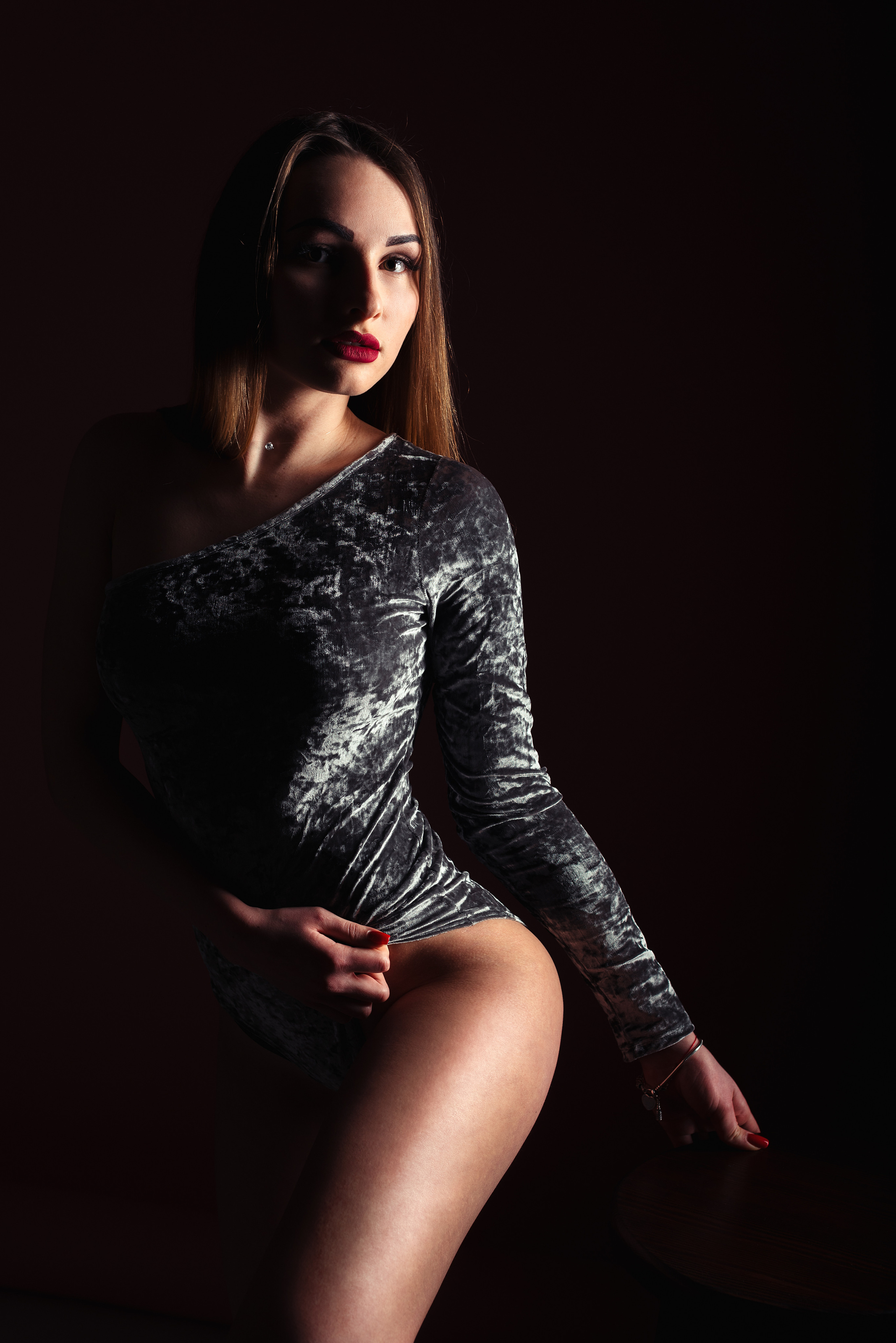 Портрети в фотостудії в Нікополі Дніпрі Запоріжжі Покрові Марганці. Фотограф Київ Дніпро Запоріжжя Нікополь Олександрія Кривий ріг Покров