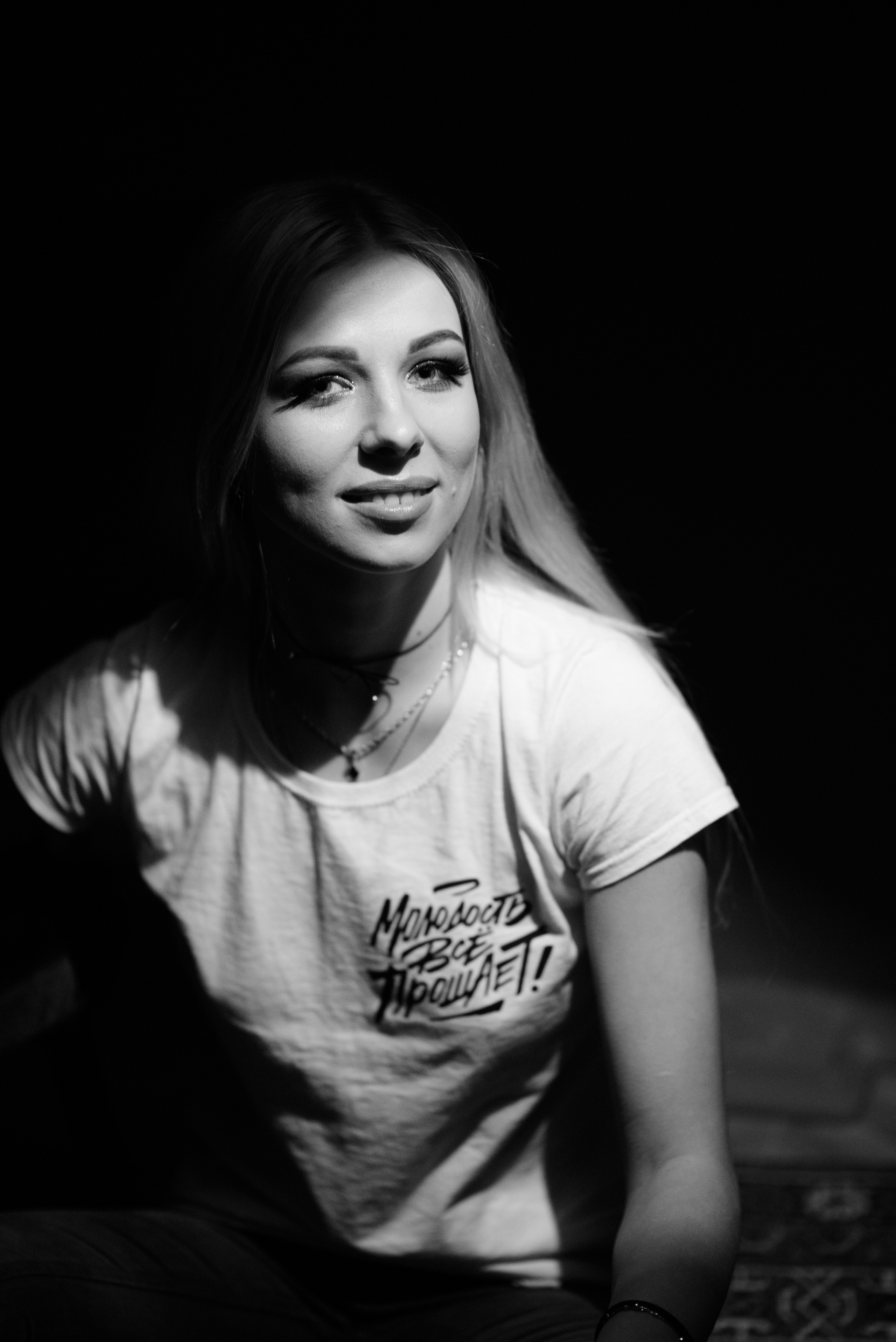 Портрети в фотостудії в Нікополі Дніпрі Запоріжжі Покрові Марганці. Фотограф Київ Дніпро Запоріжжя Нікополь Олександрія Кривий ріг Покров