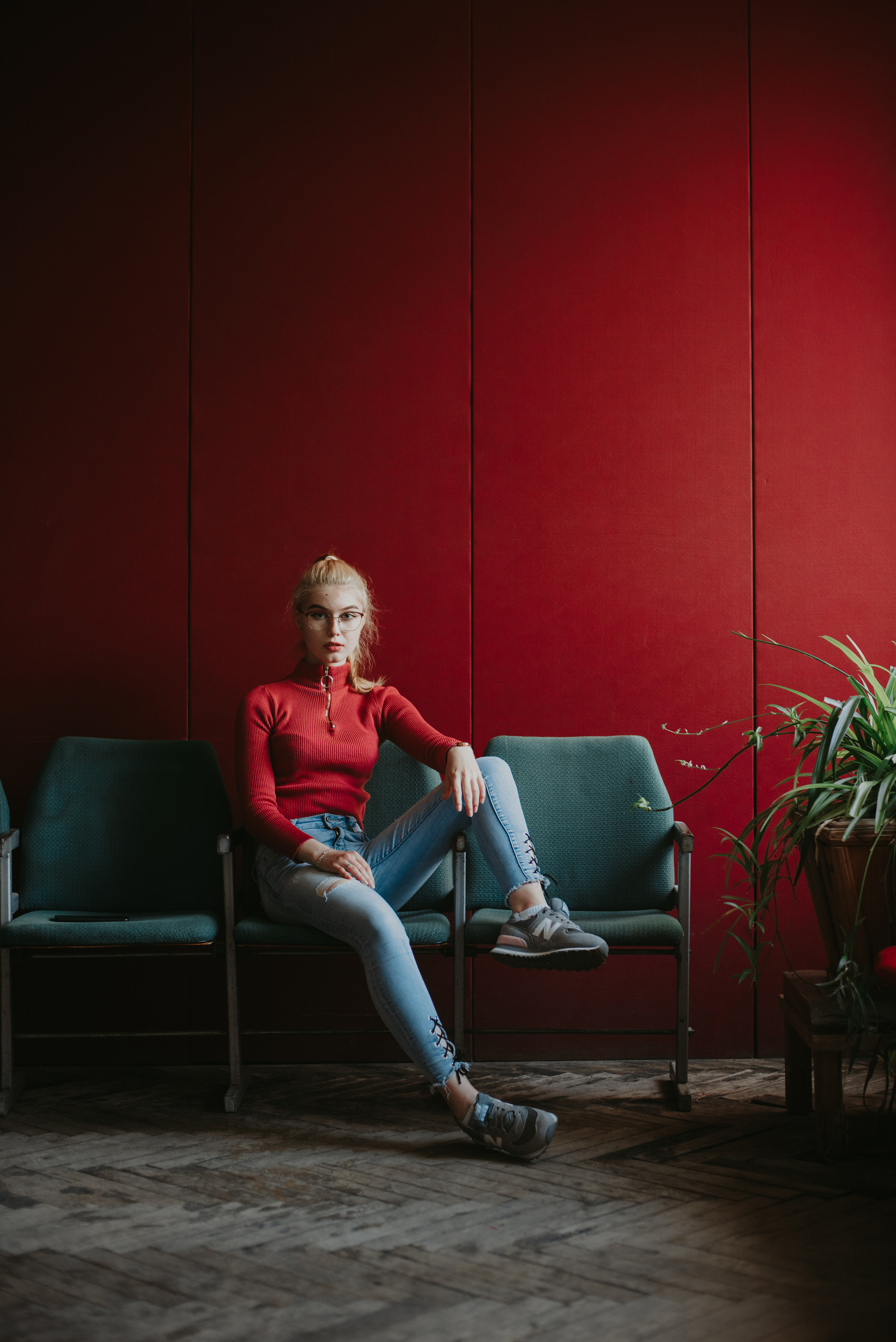 Портрети в фотостудії в Нікополі Дніпрі Запоріжжі Покрові Марганці. Фотограф Київ Дніпро Запоріжжя Нікополь Олександрія Кривий ріг Покров