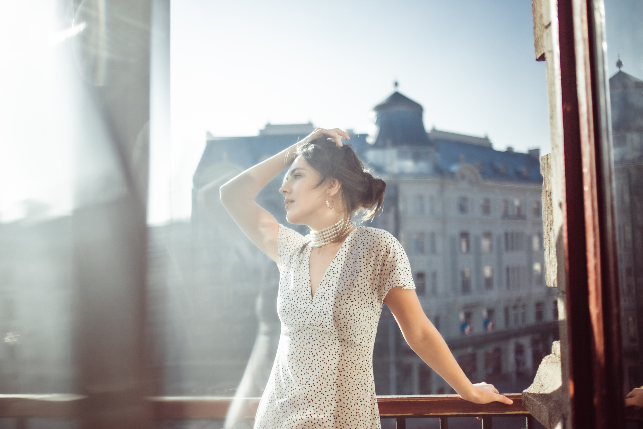 Атмосфера. Фотограф у студії, бізнес-портрети, контент для твого блогу чи бізнесу