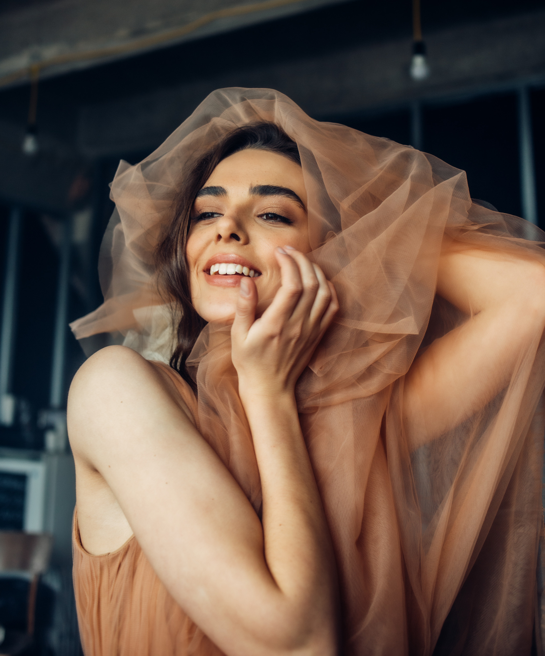 Творчість всередині тебе!. Фотограф у студії, бізнес-портрети, контент для твого блогу чи бізнесу