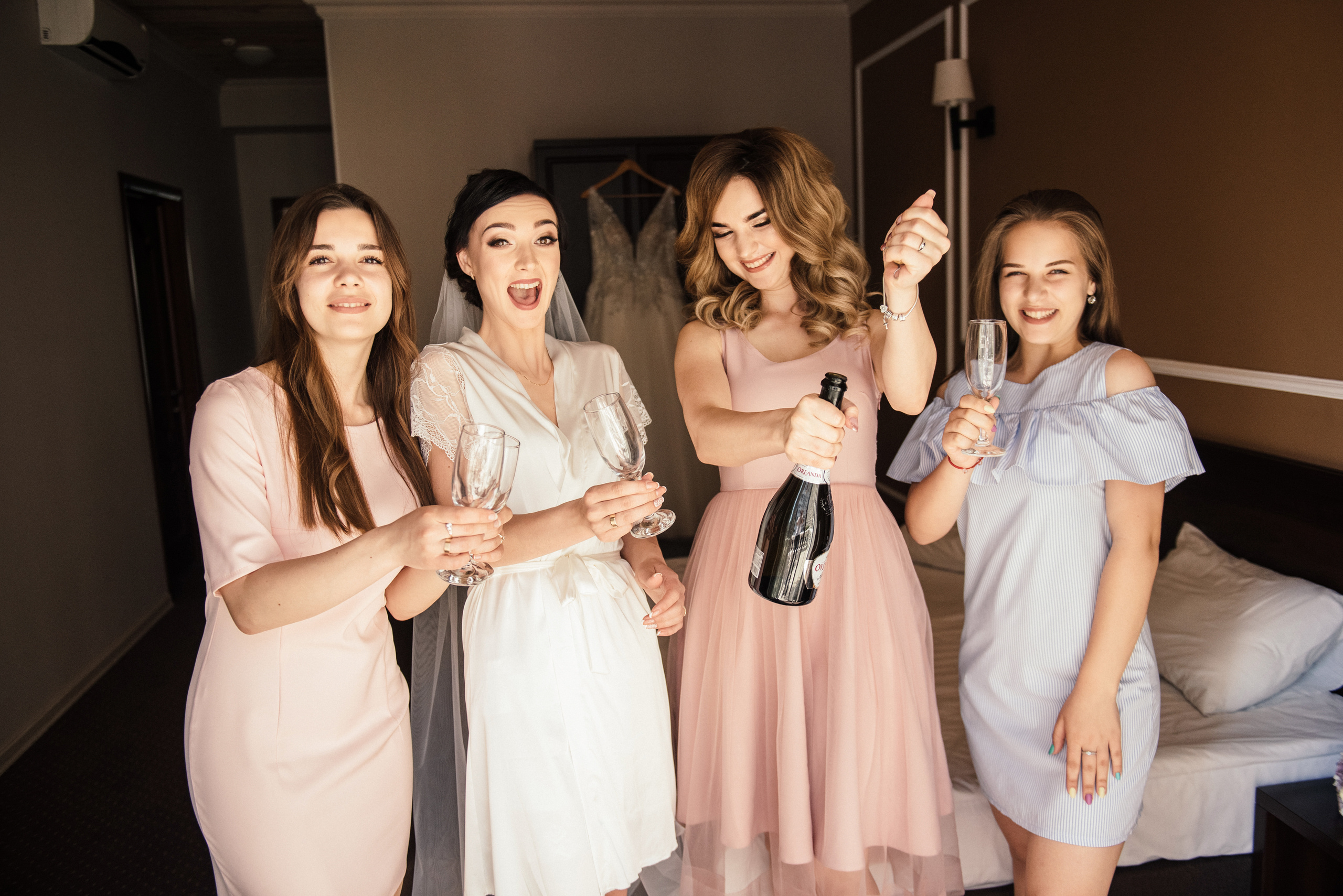 Portfolio. Wedding Photographer Vienna, Bratislava, Europe | Elegant, Timeless, Emotional