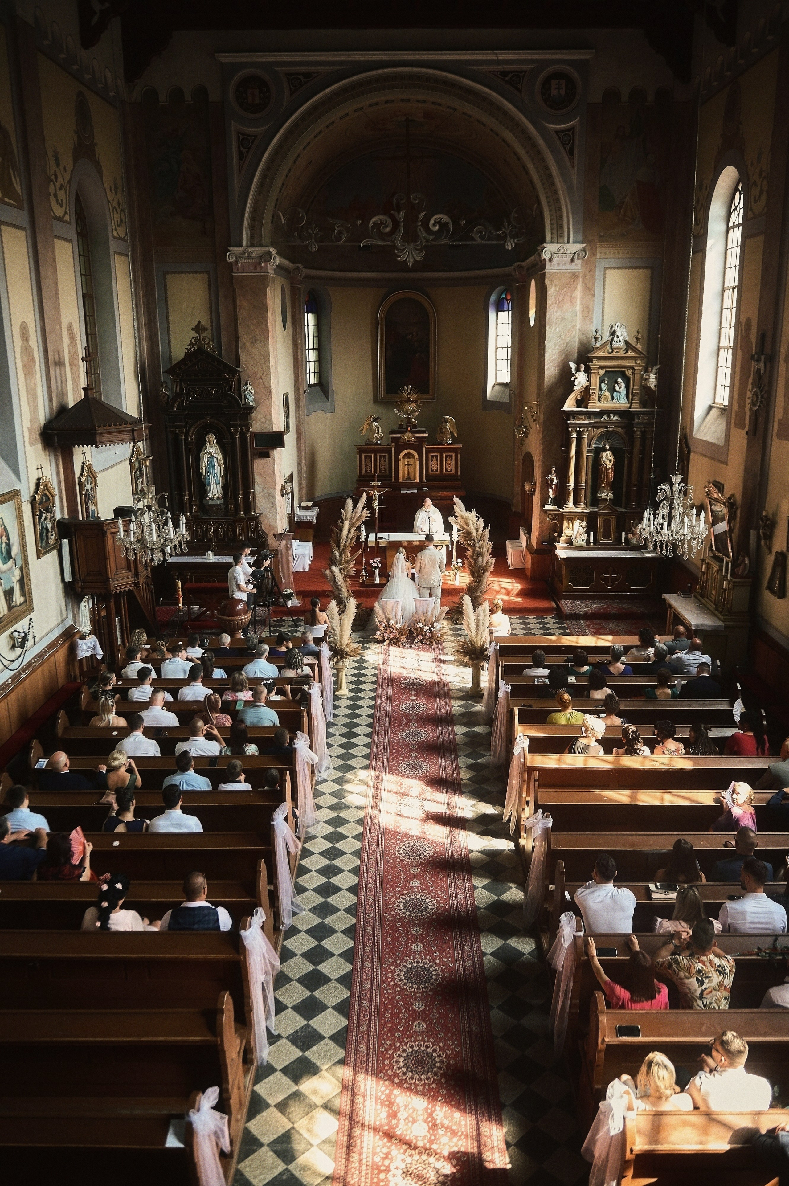 Wedding Photographer Vienna, Bratislava, Europe | Elegant, Timeless, Emotional