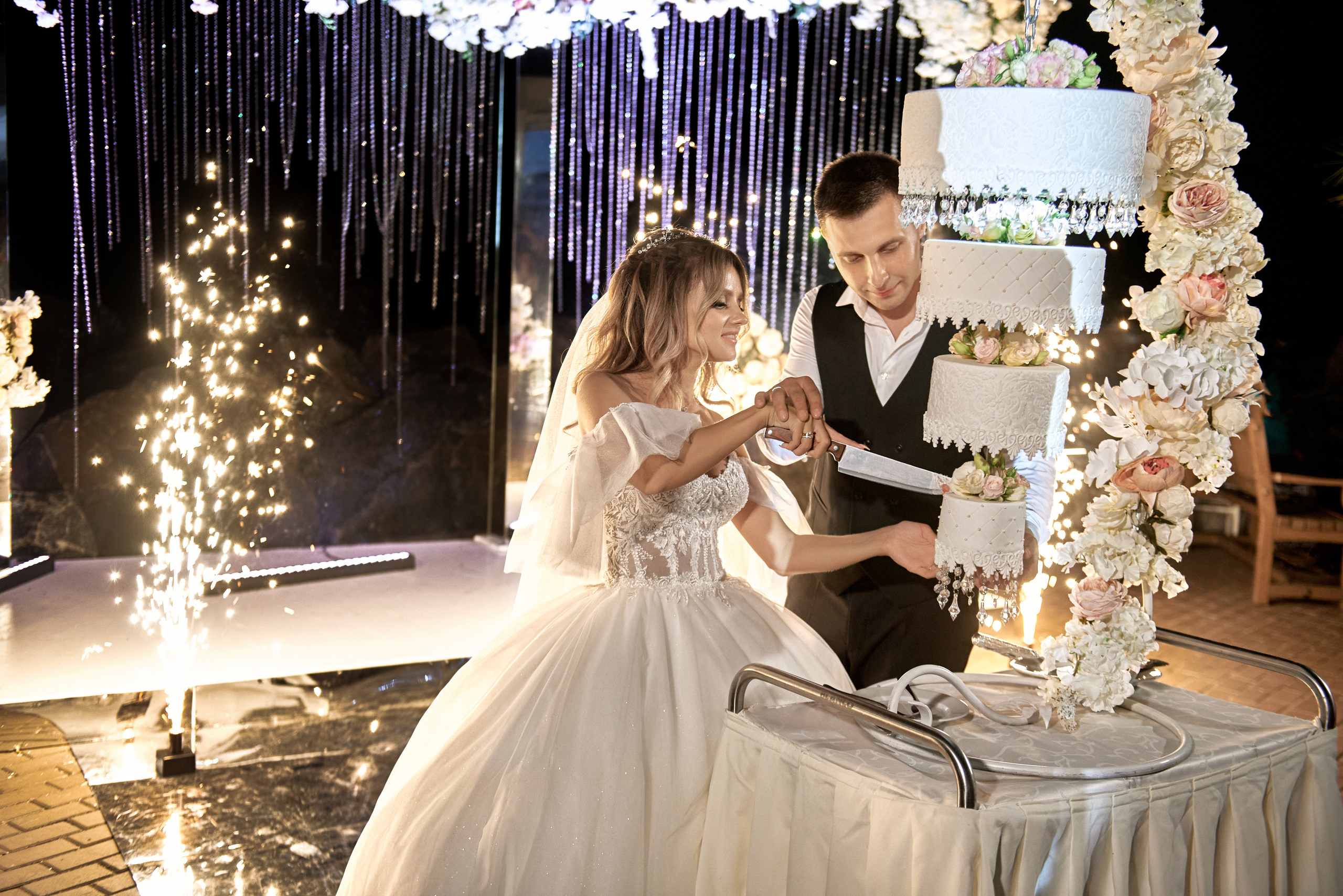 Portfolio. Wedding Photographer Vienna, Bratislava, Europe | Elegant, Timeless, Emotional