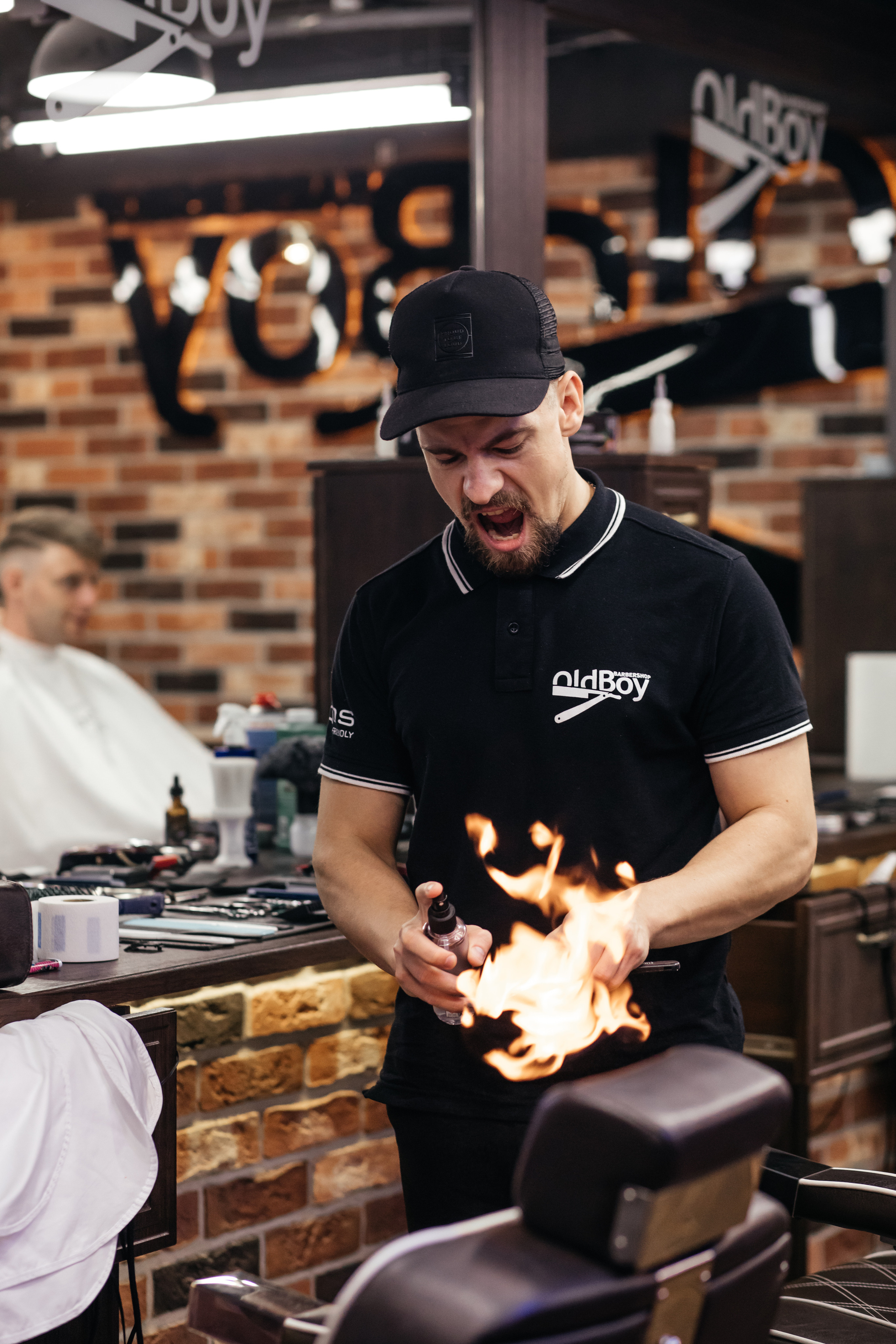 Барбершоп OLD BOY. Фотограф в Днепре Марк Качуро