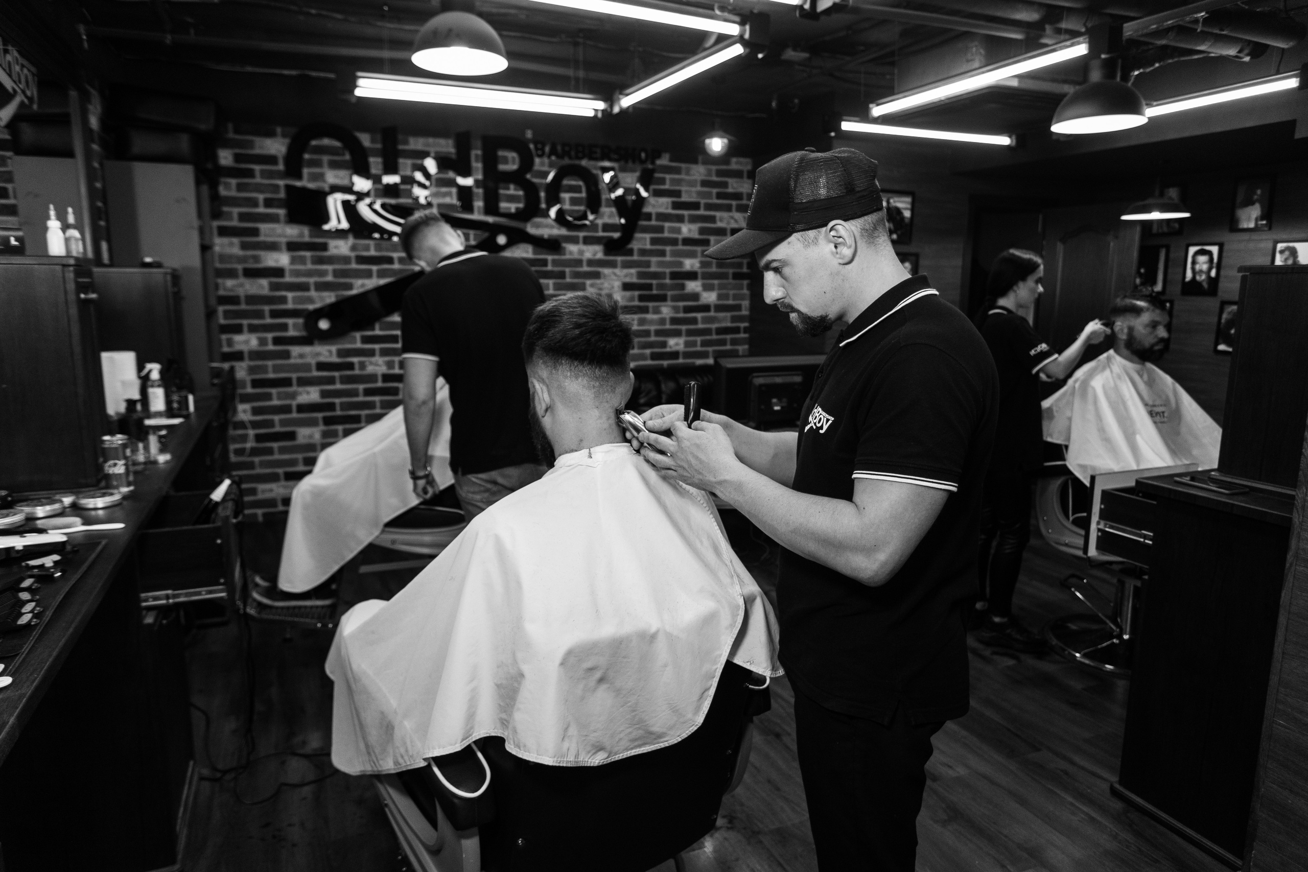 Барбершоп OLD BOY. Фотограф в Днепре Марк Качуро
