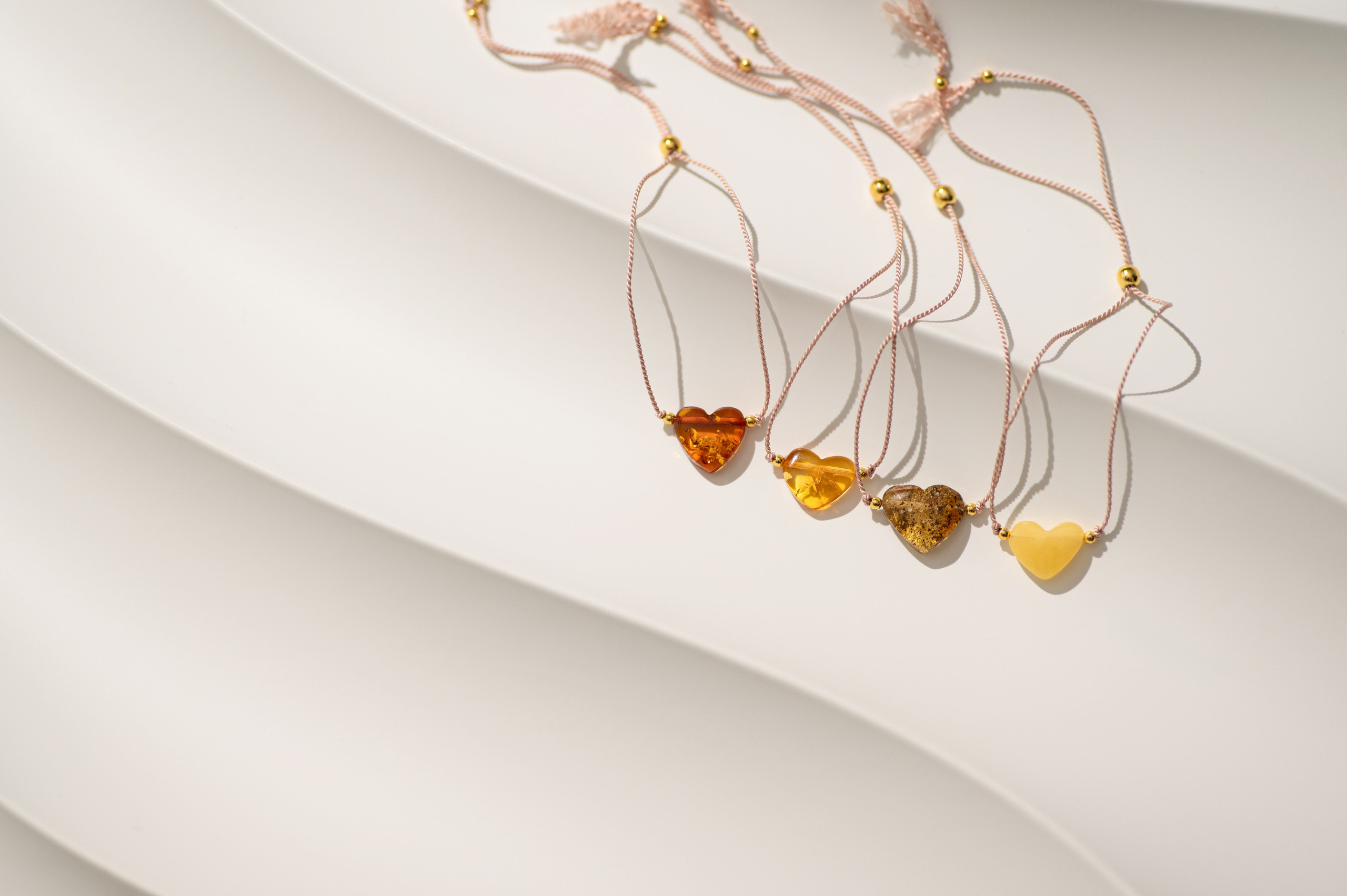 Amber Bloom. Product and Food photography