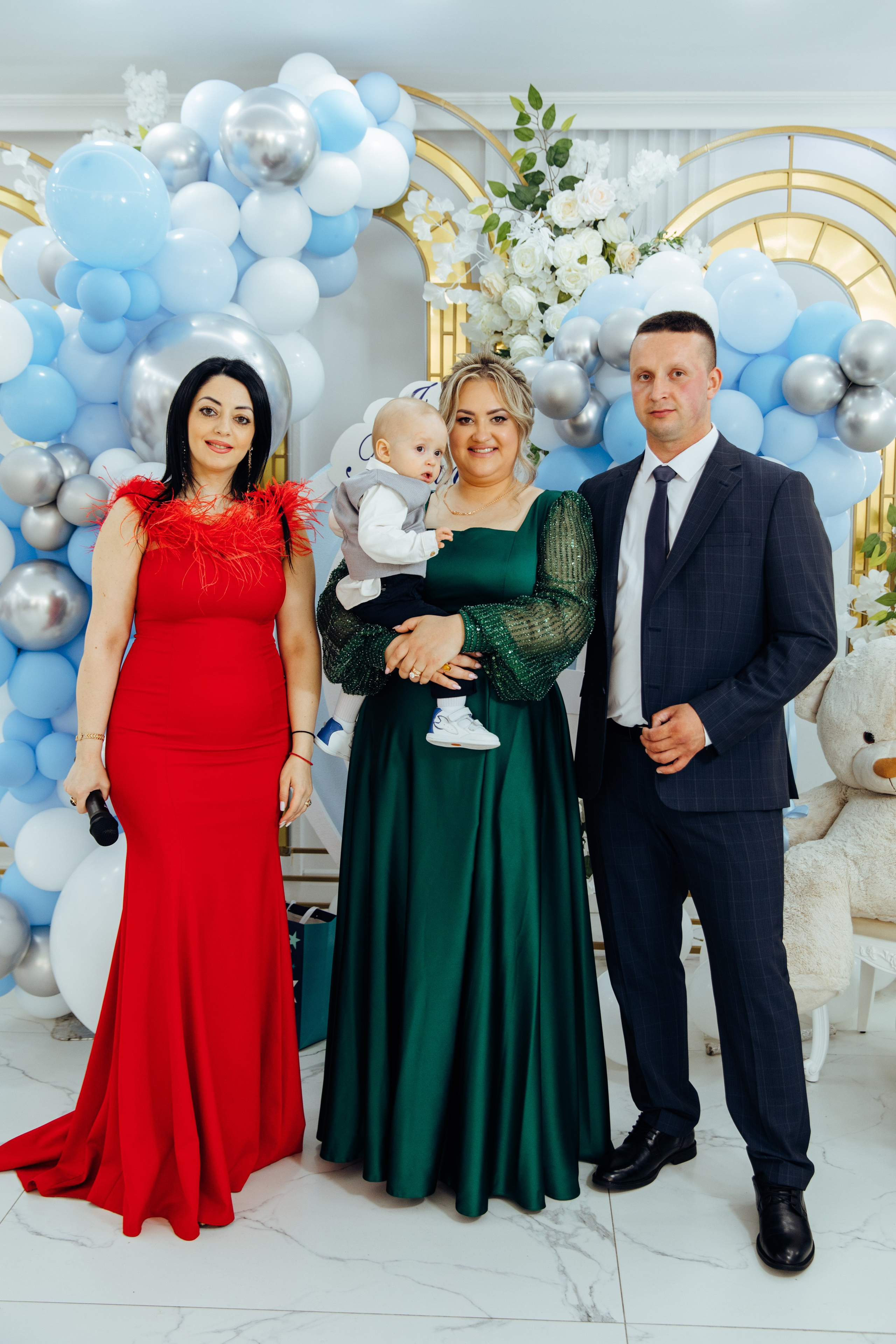 Ionel-Alessandro. Fotograf de nuntă și evenimente private!