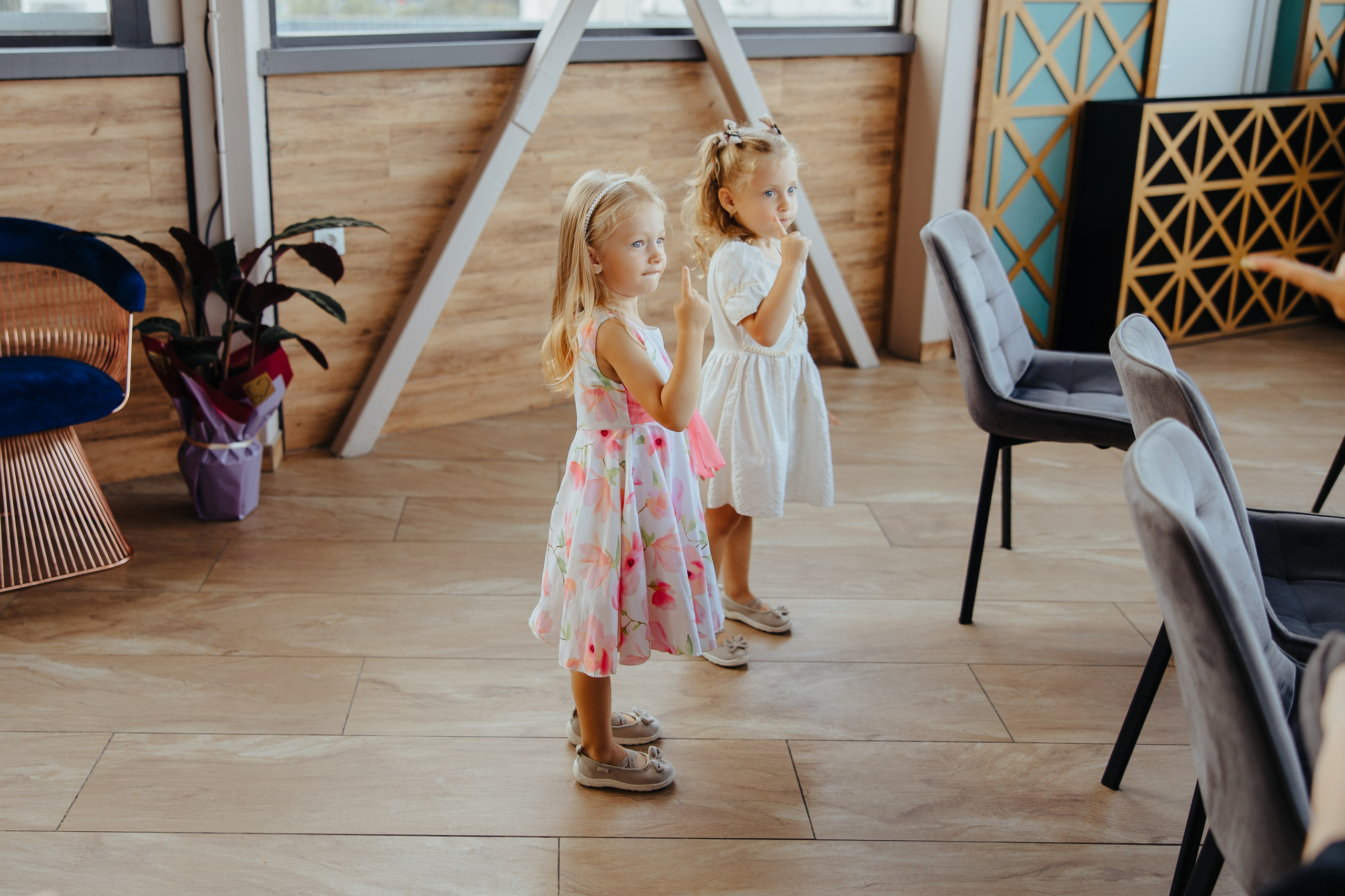 Nicoleta. Fotograf de nuntă și evenimente private!