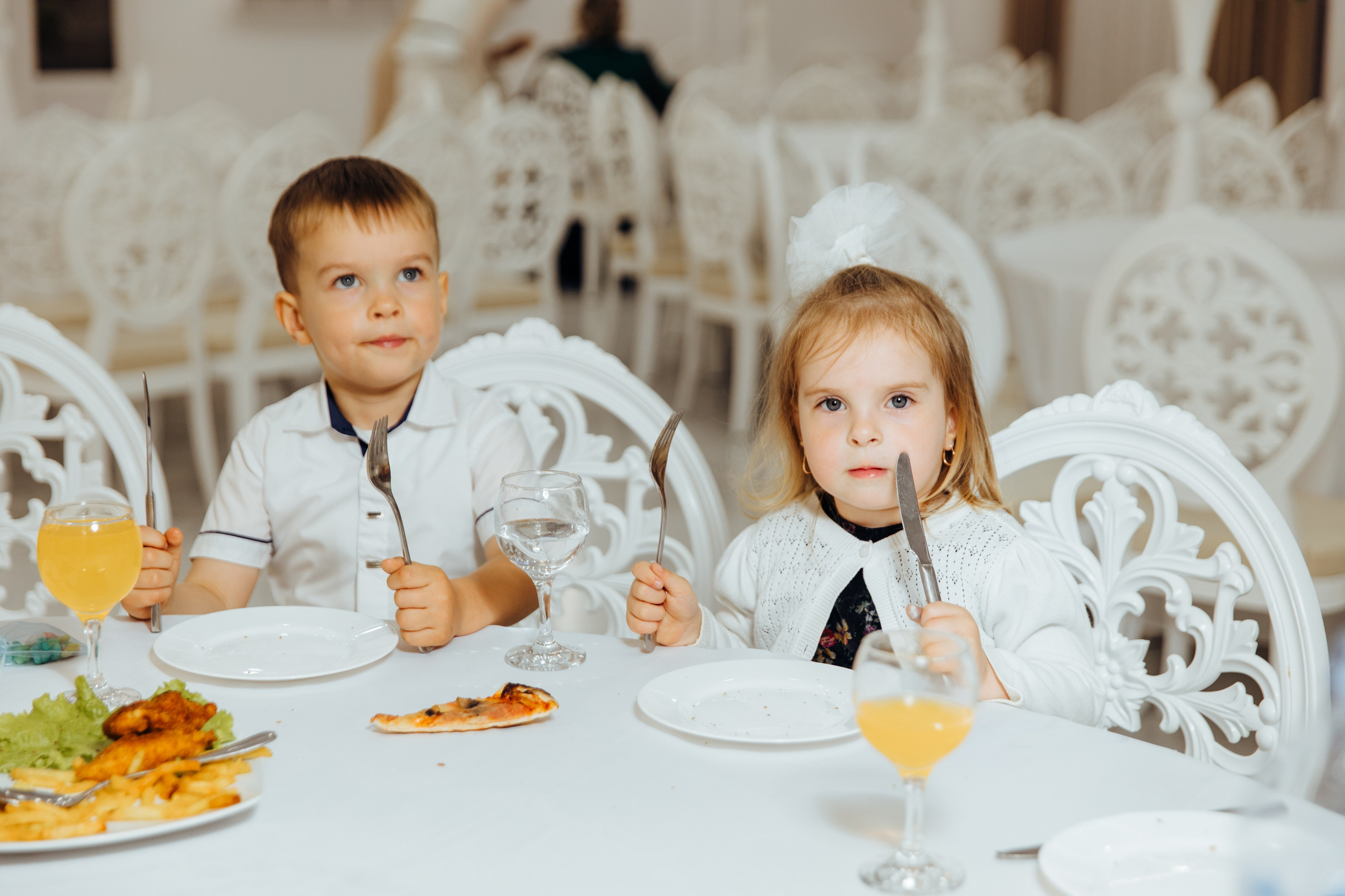 Ionel-Alessandro. Fotograf de nuntă și evenimente private!