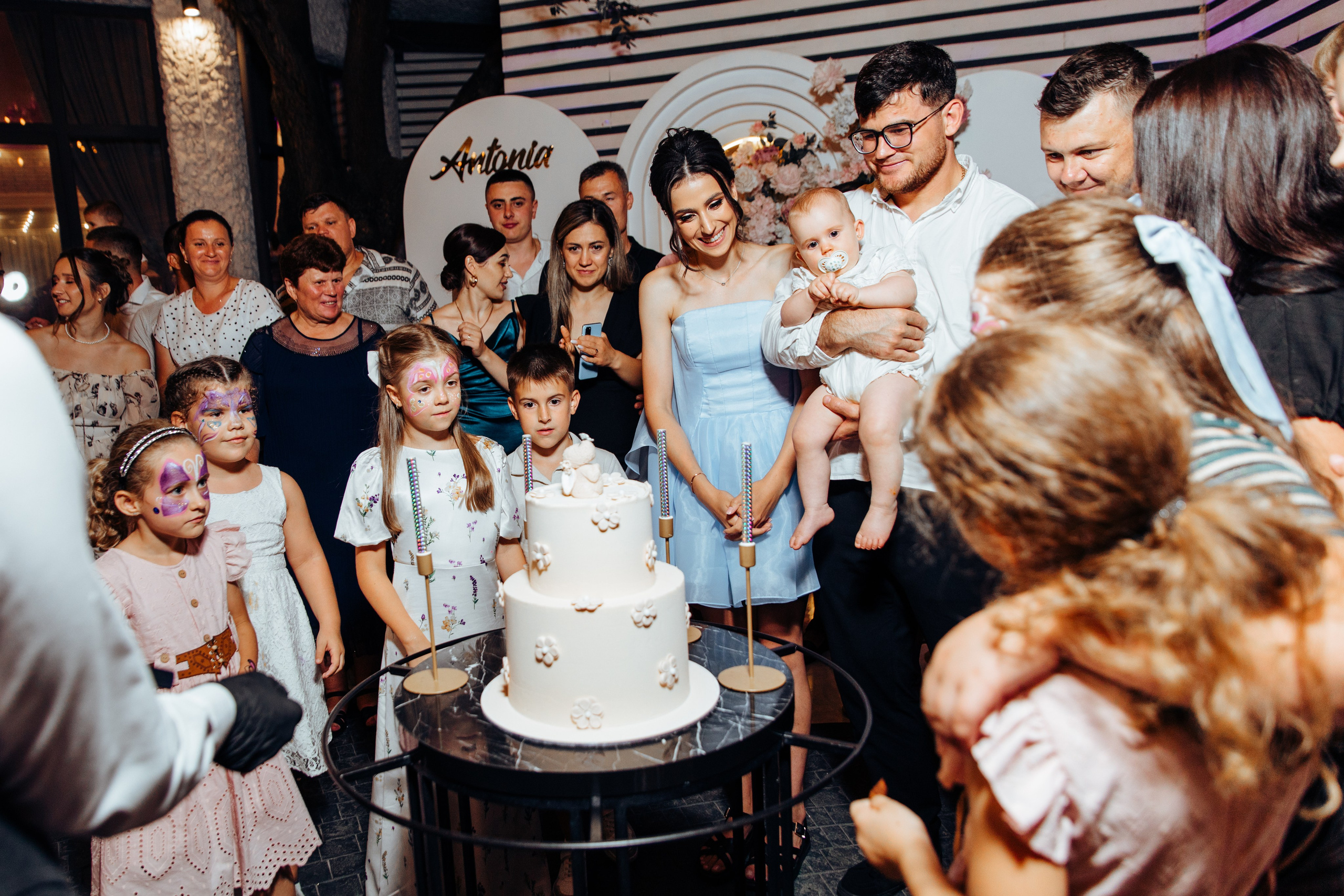 Antonia. Fotograf de nuntă și evenimente private!