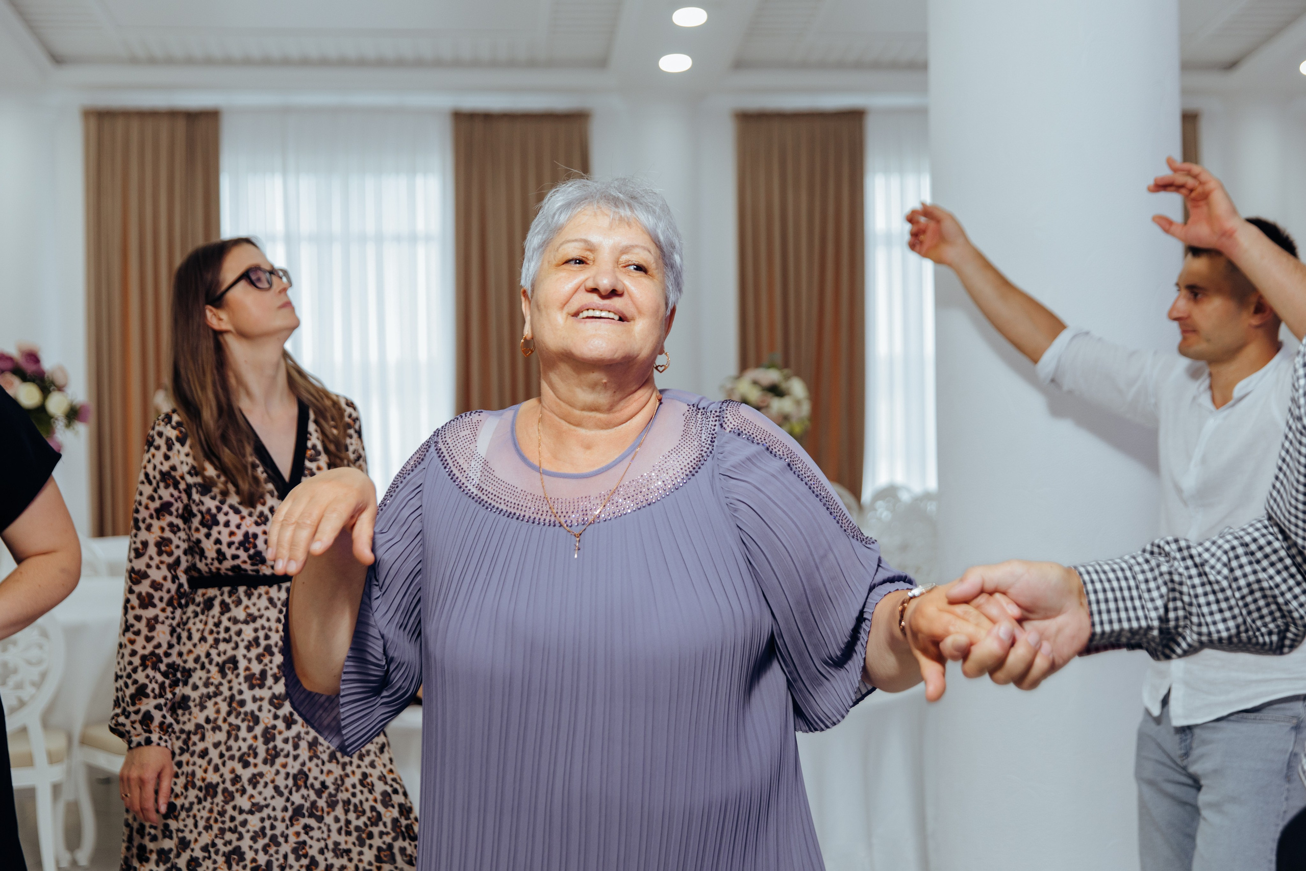Ionel-Alessandro. Fotograf de nuntă și evenimente private!