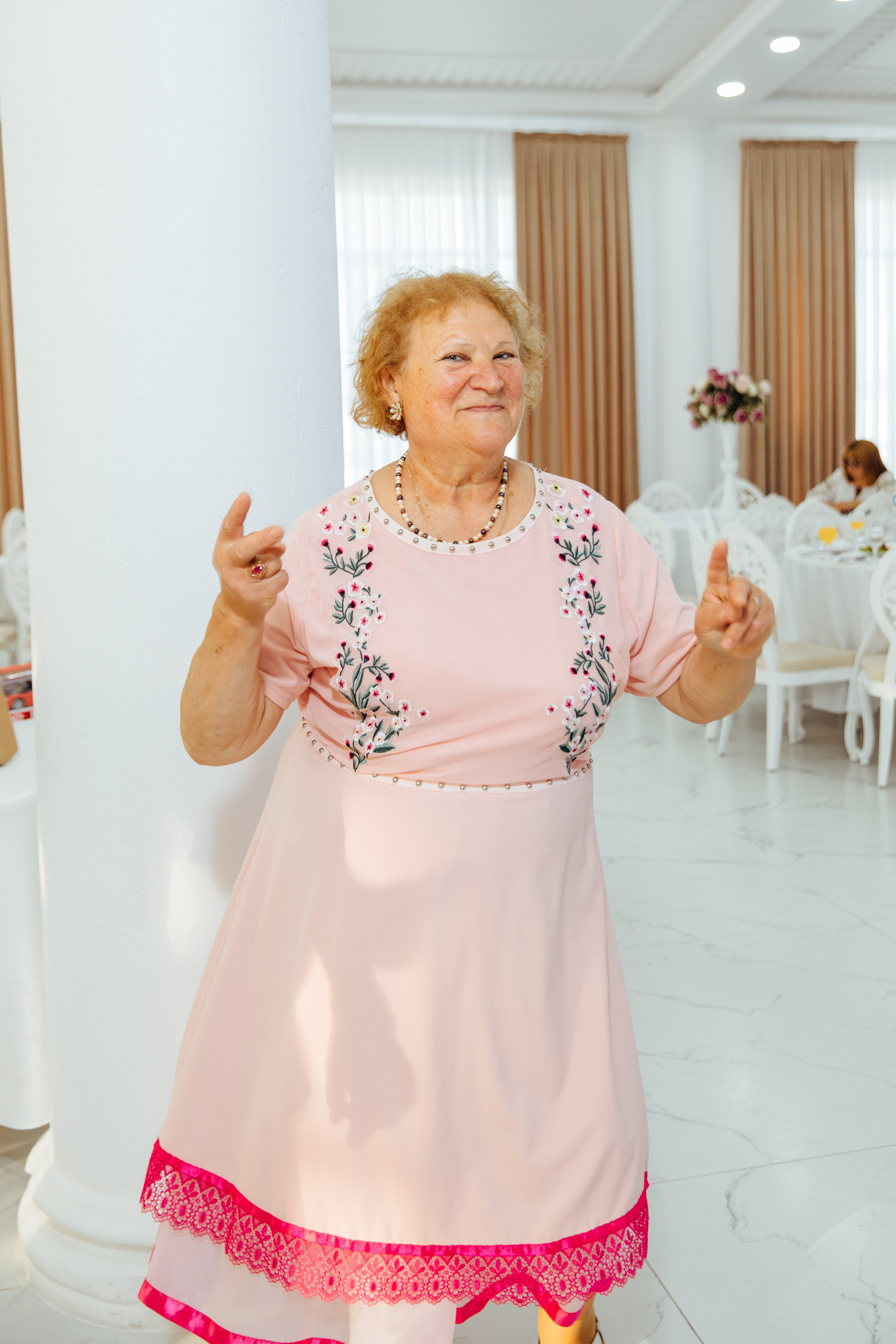 Ionel-Alessandro. Fotograf de nuntă și evenimente private!