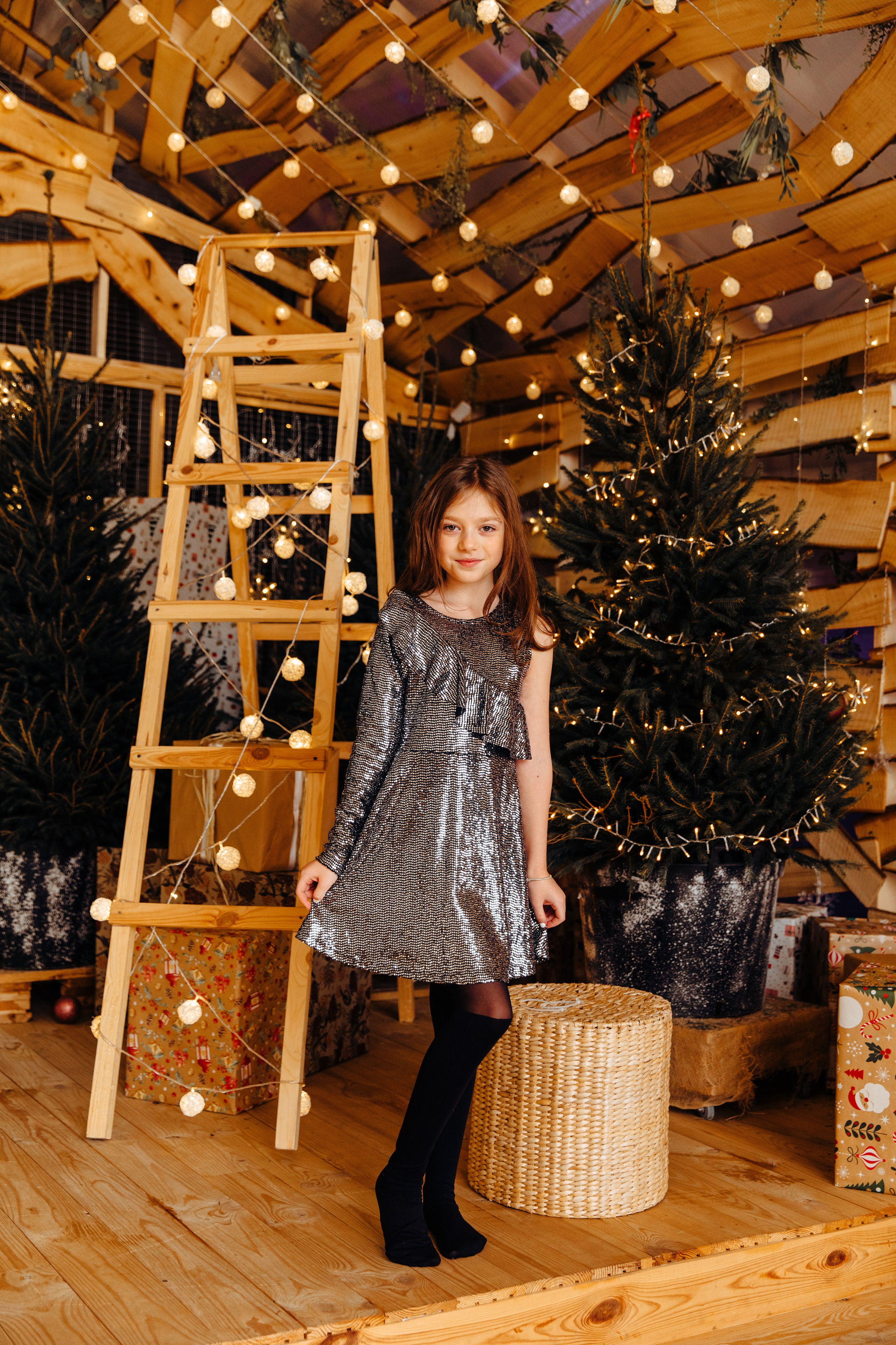 Magia sarbātorilor. Fotograf de nuntă și evenimente private!