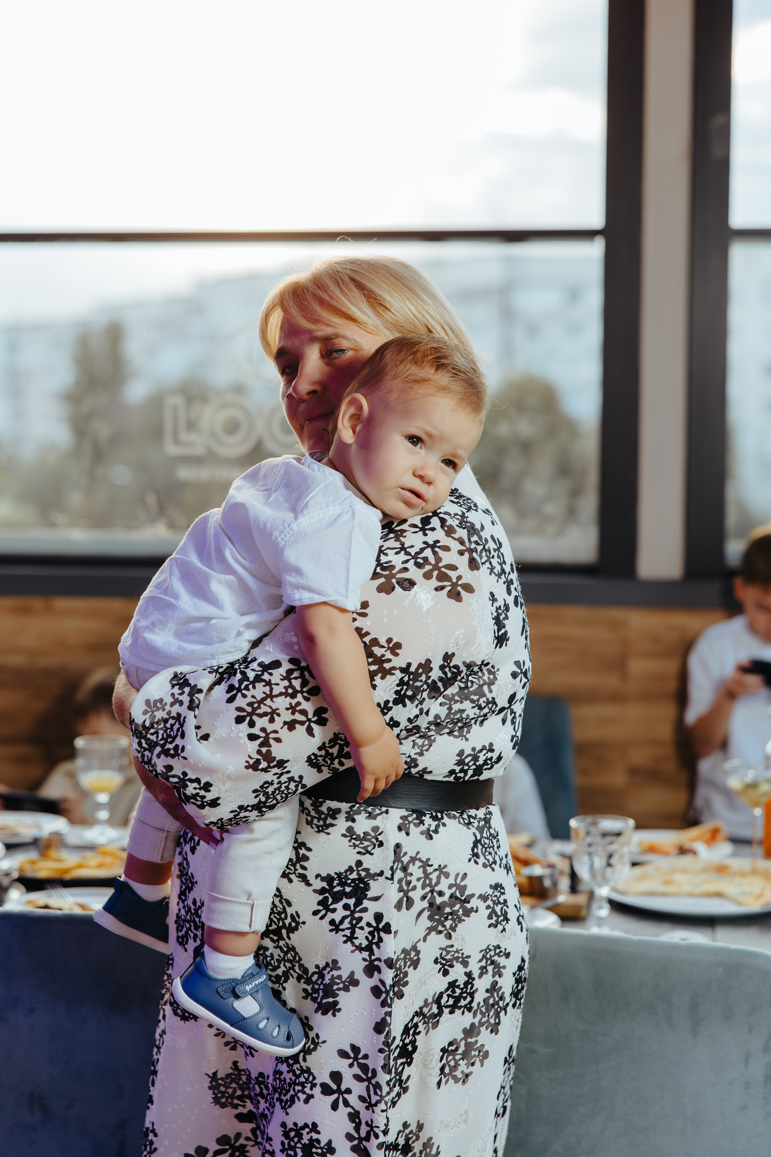 Nicoleta. Fotograf de nuntă și evenimente private!