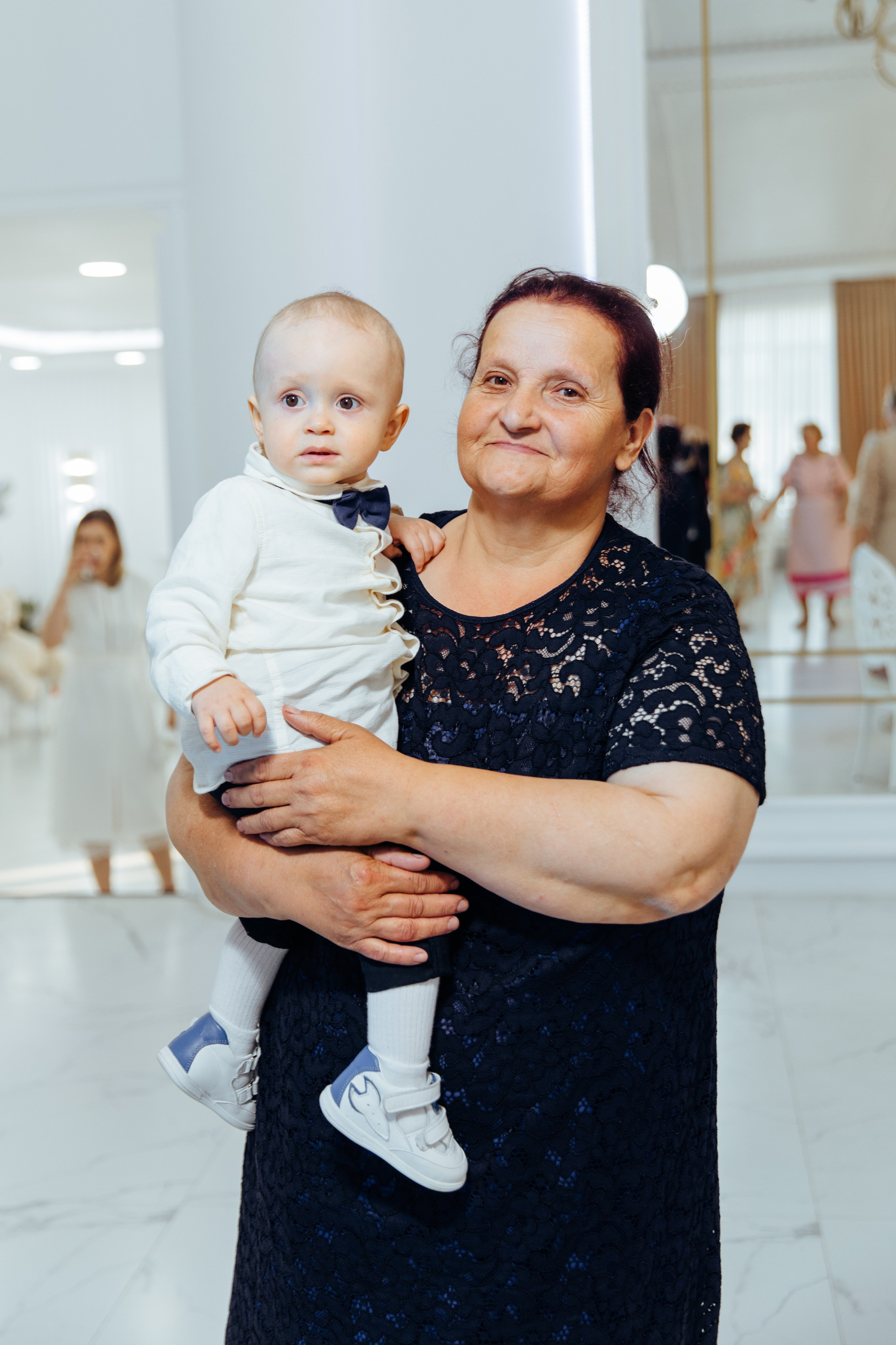 Ionel-Alessandro. Fotograf de nuntă și evenimente private!