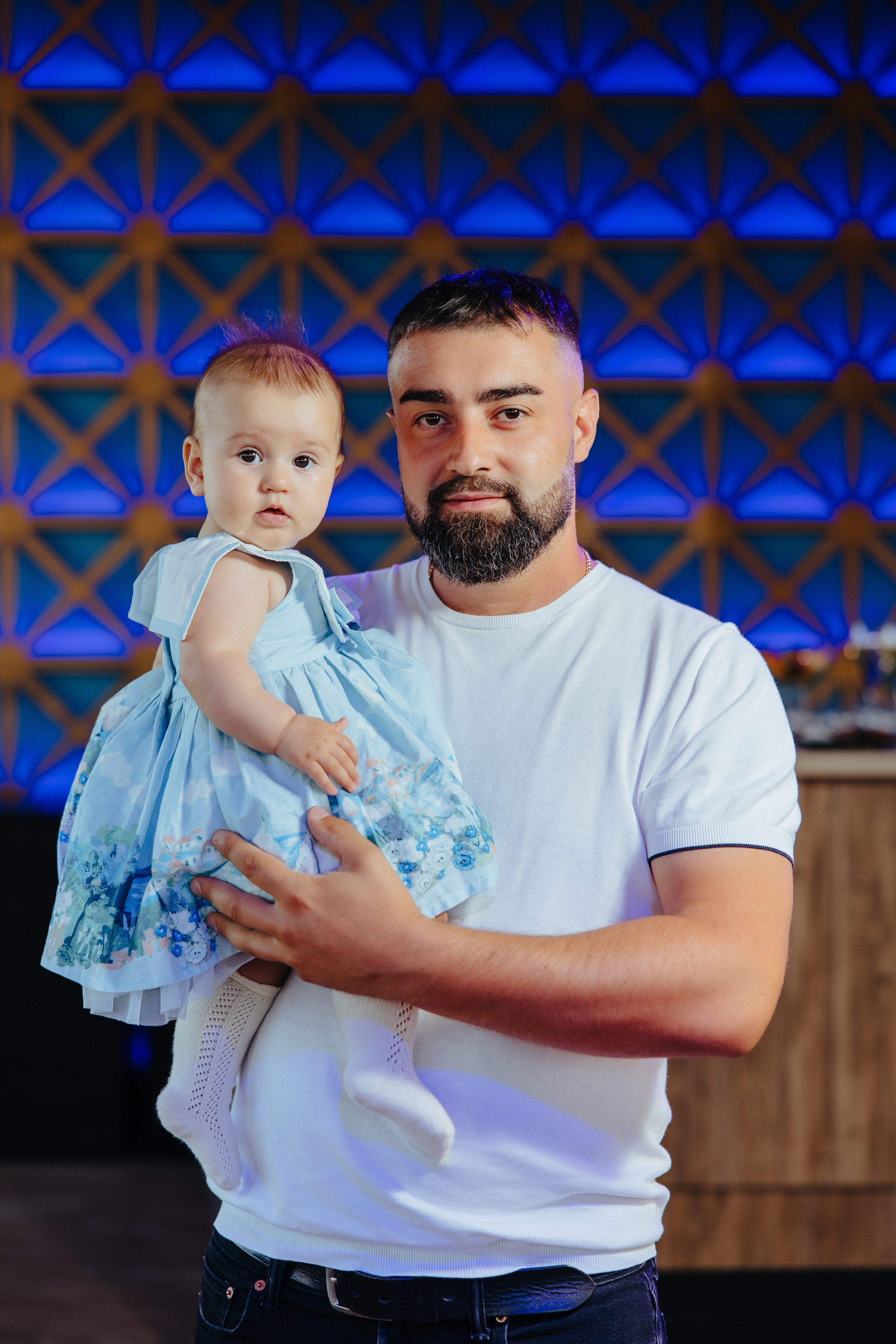 Nicoleta. Fotograf de nuntă și evenimente private!