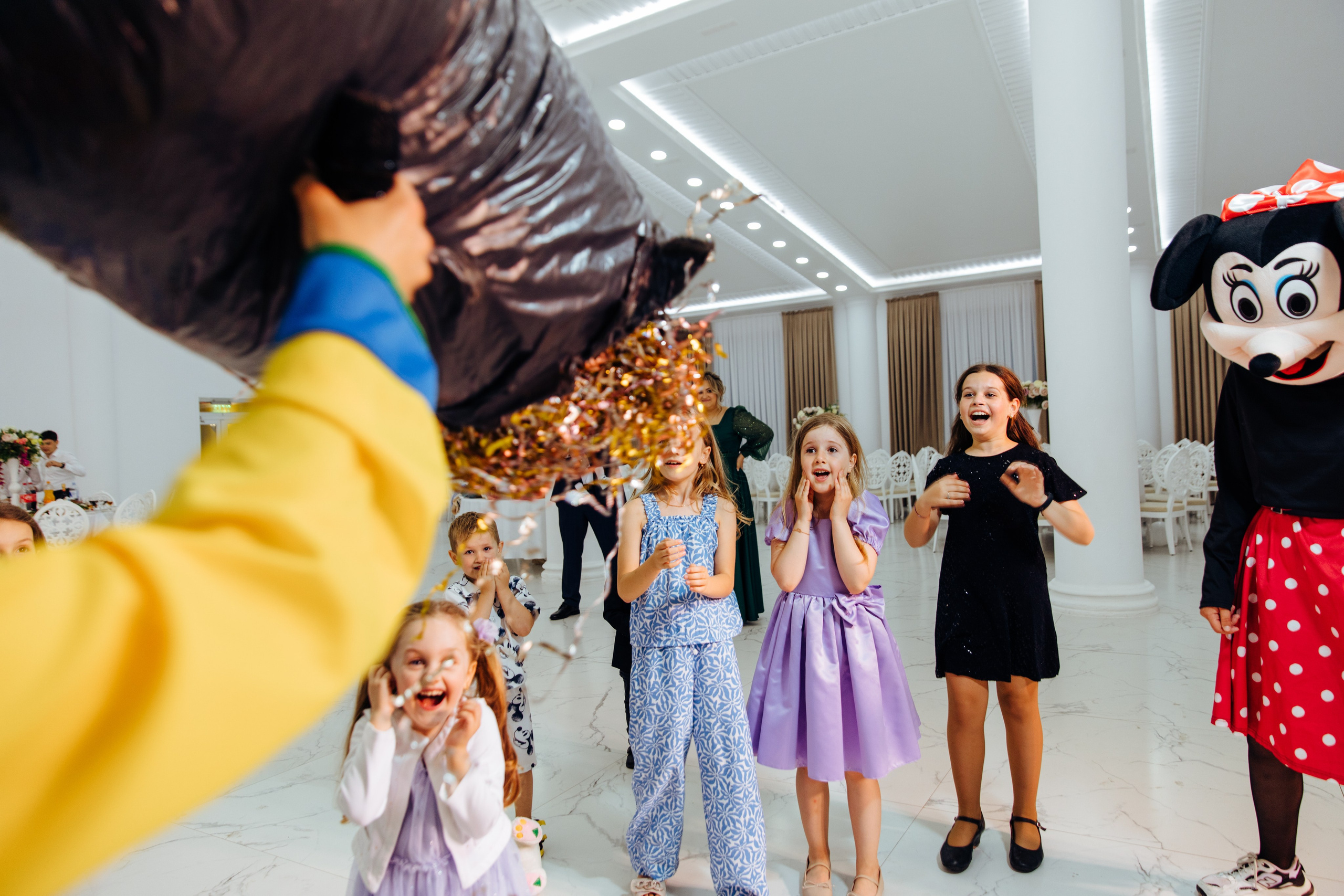 Ionel-Alessandro. Fotograf de nuntă și evenimente private!