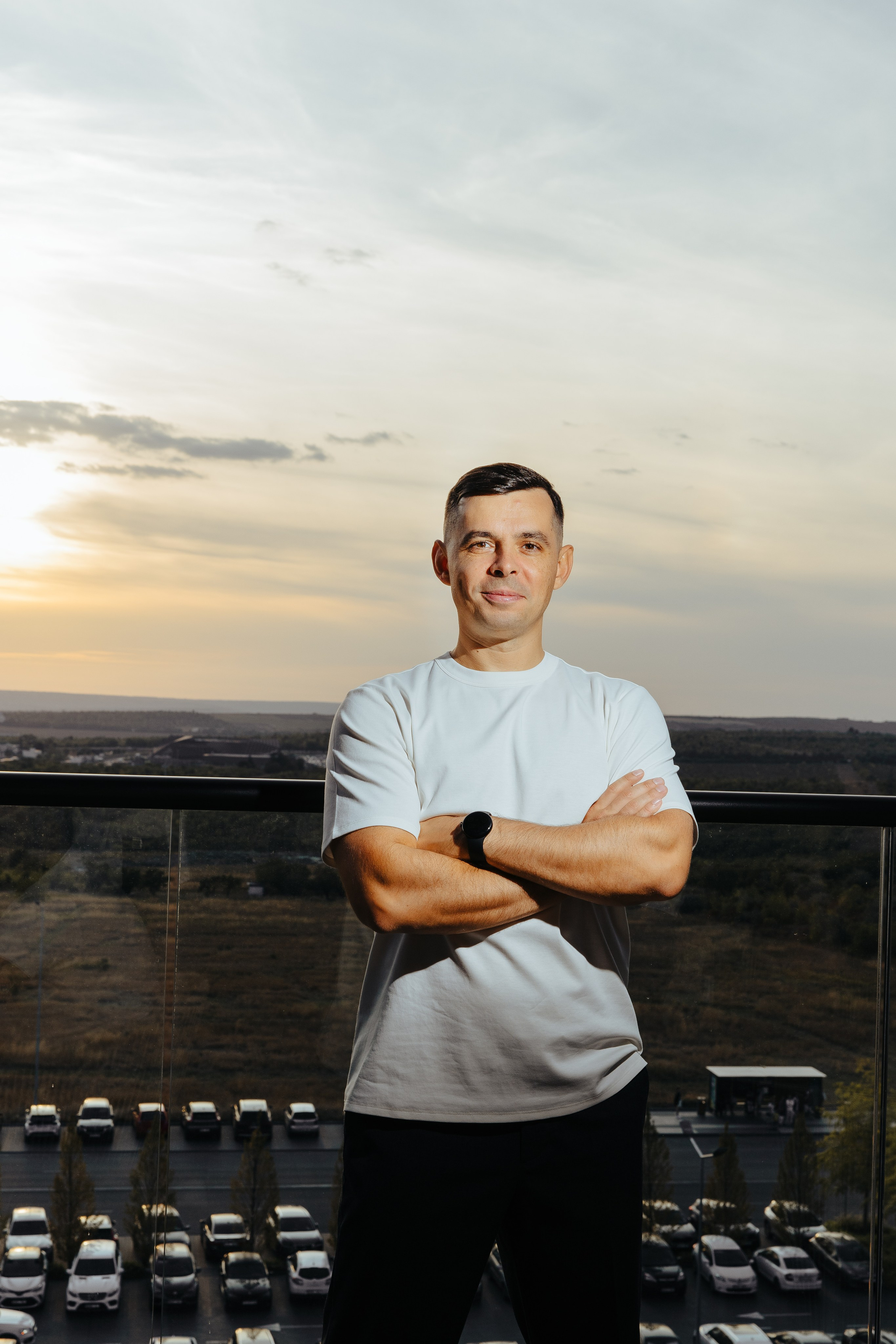 Oleg 40 ani. Fotograf de nuntă și evenimente private!