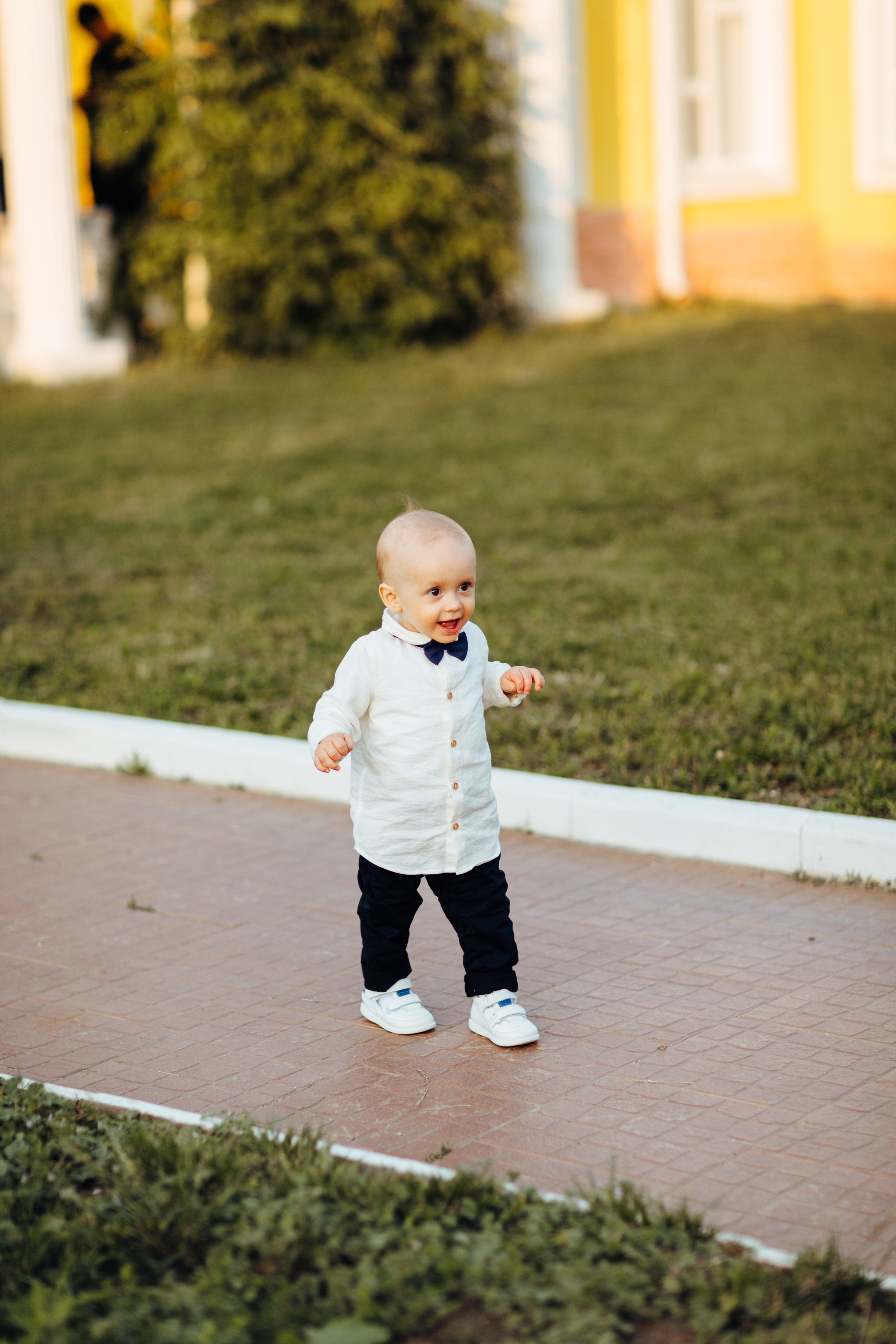 Ionel-Alessandro. Fotograf de nuntă și evenimente private!