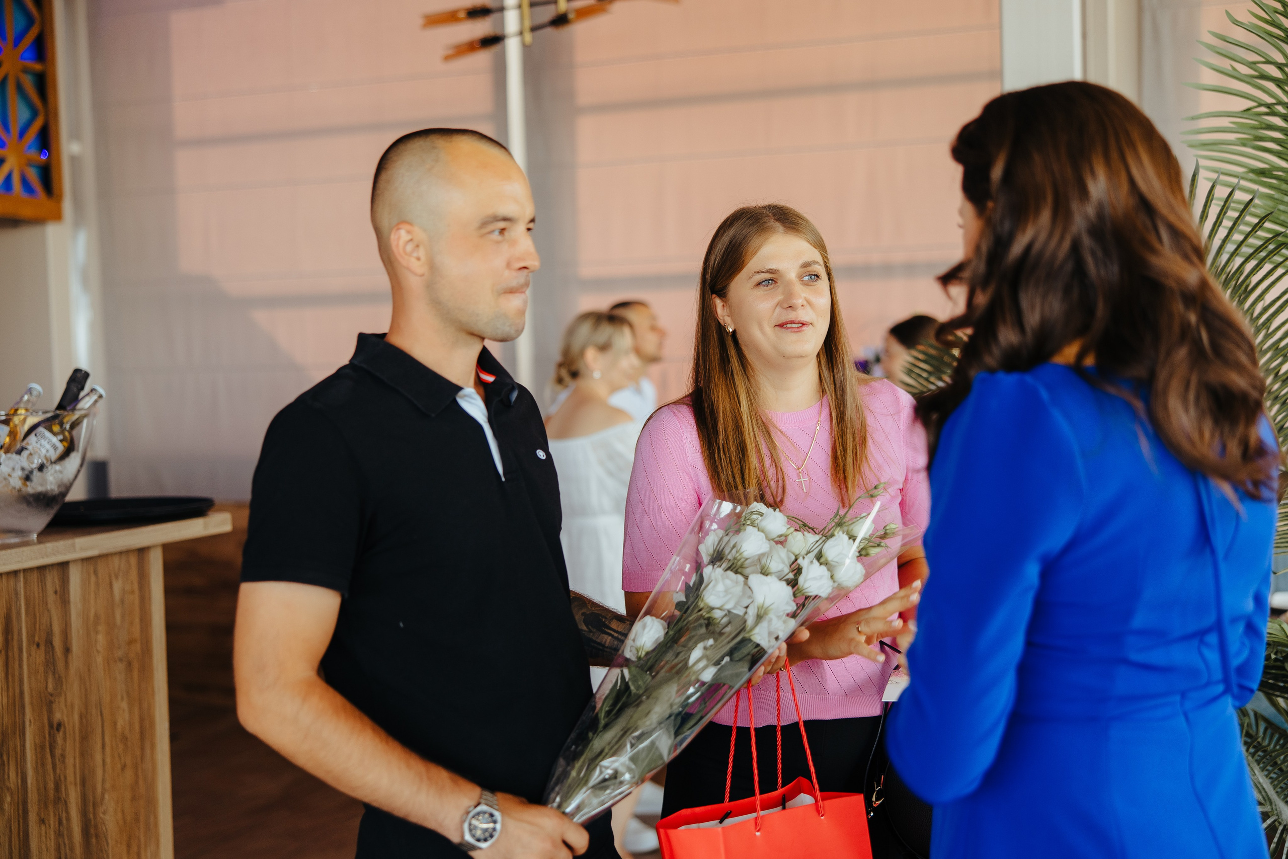 Nicoleta. Fotograf de nuntă și evenimente private!