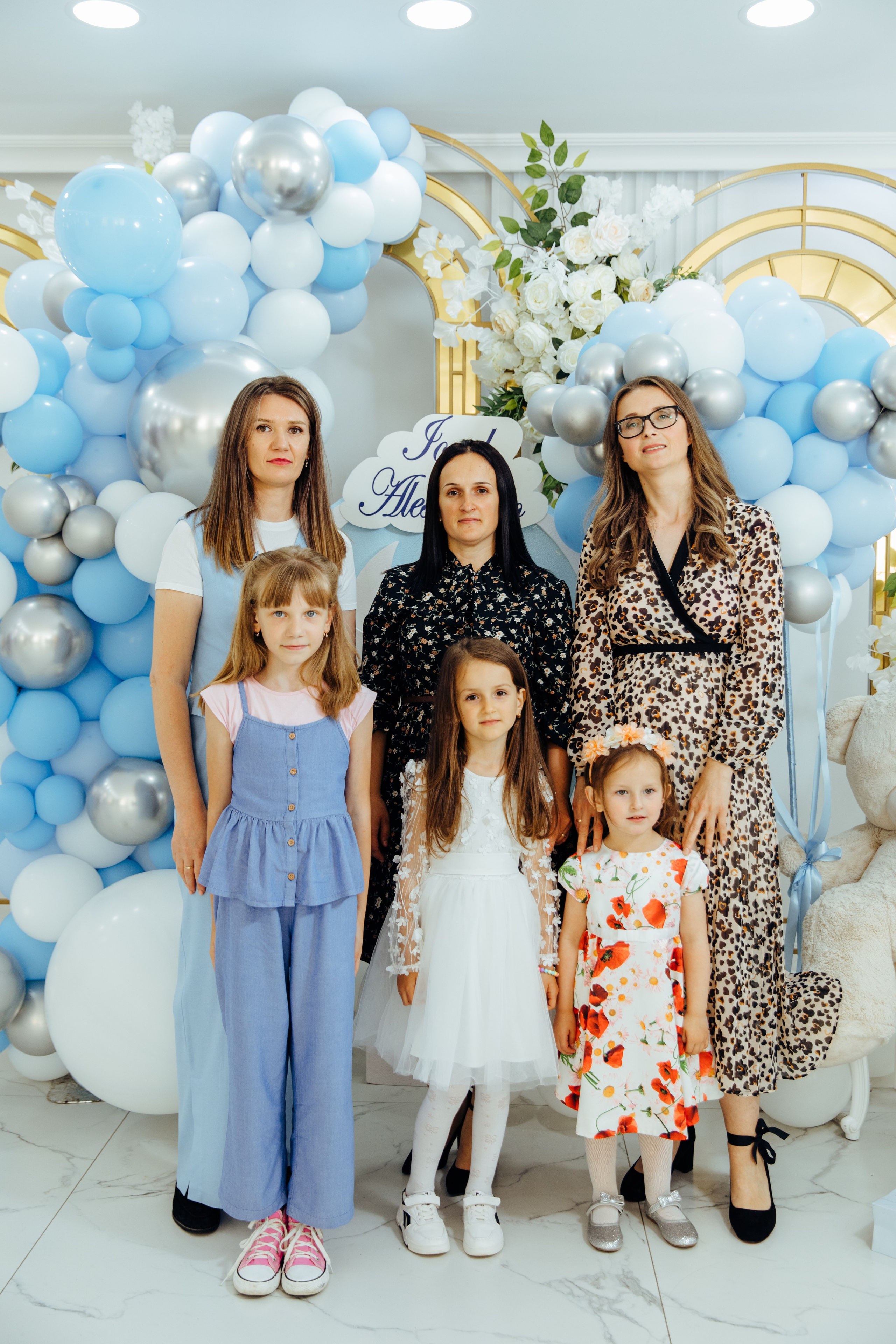 Ionel-Alessandro. Fotograf de nuntă și evenimente private!