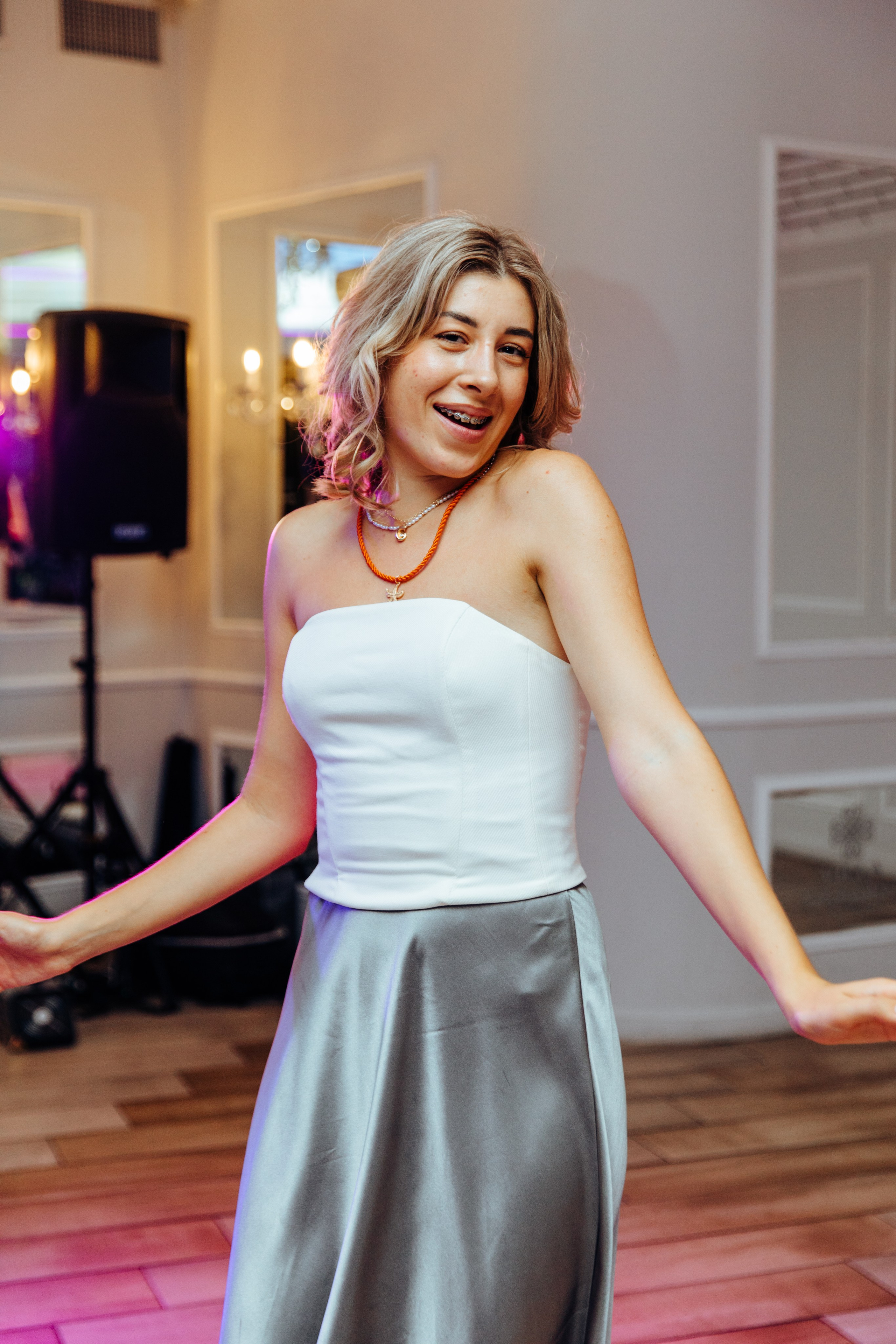 Antonia. Fotograf de nuntă și evenimente private!