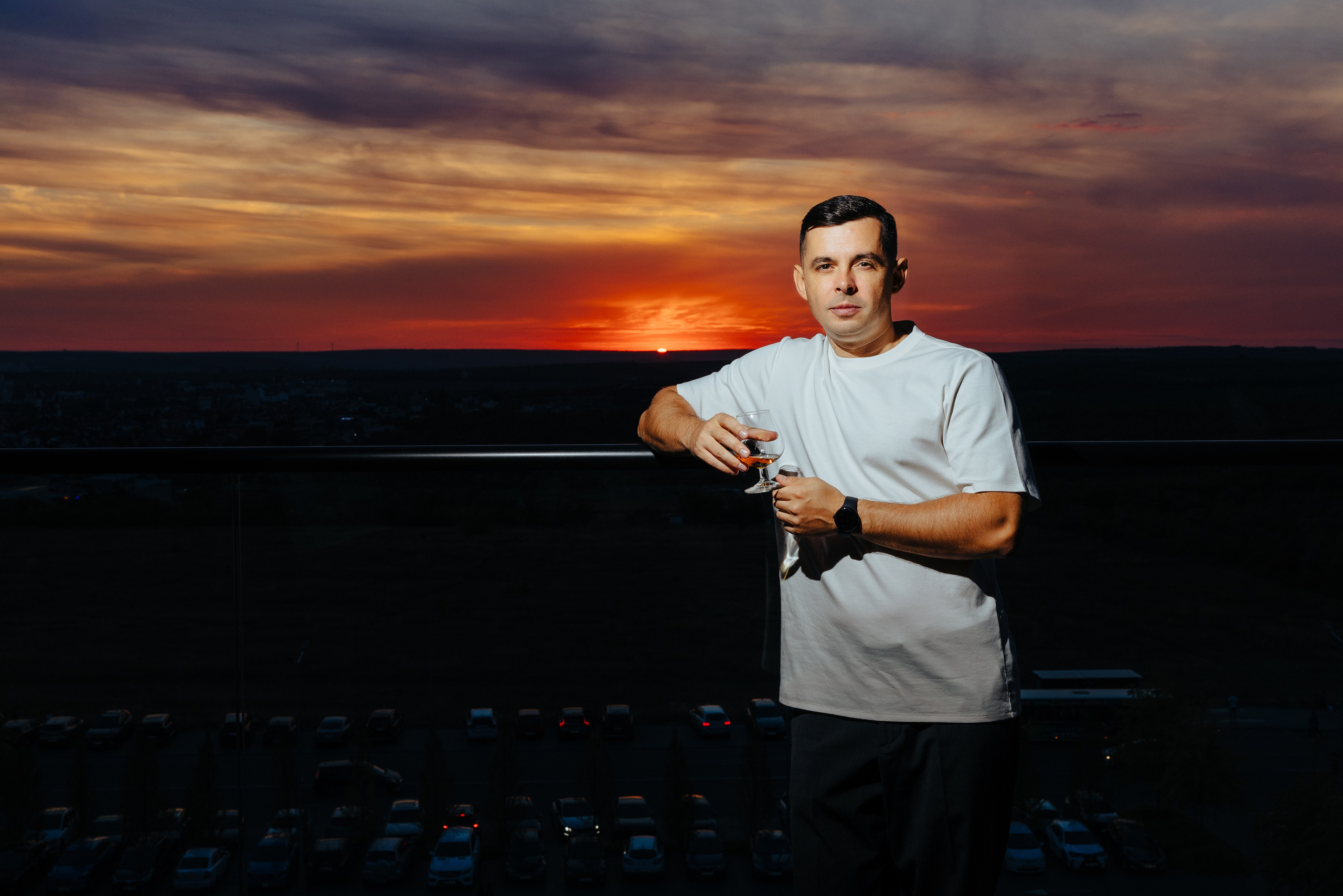 Oleg 40 ani. Fotograf de nuntă și evenimente private!