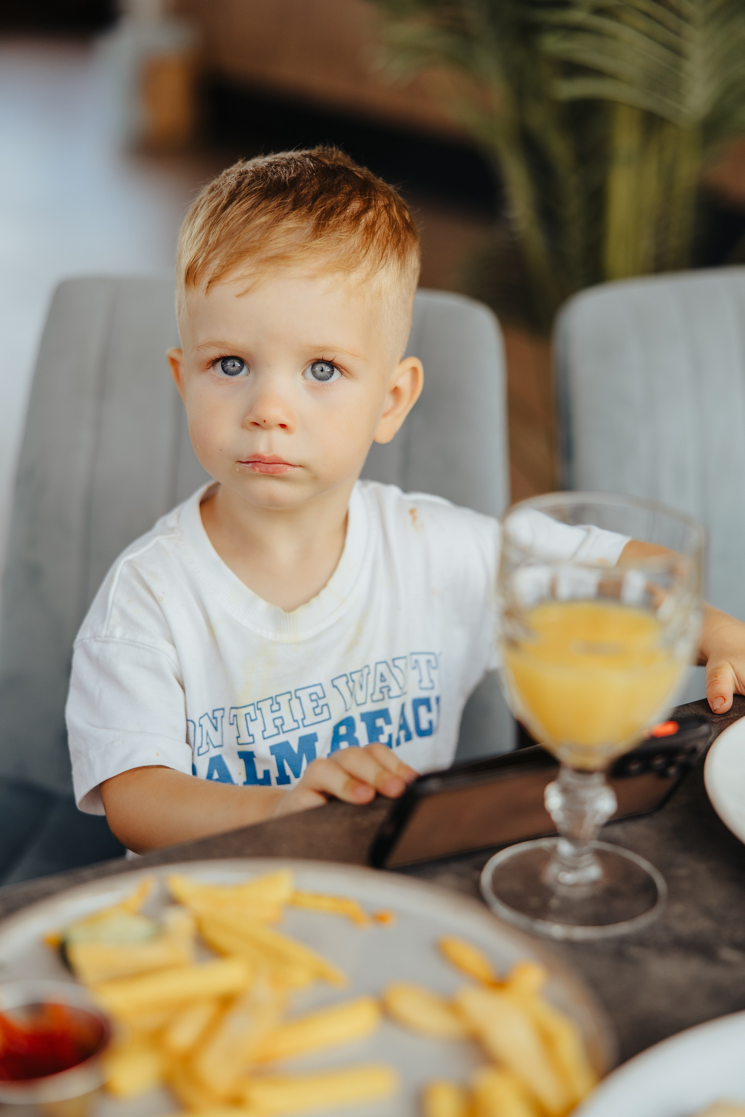 Nicoleta. Fotograf de nuntă și evenimente private!