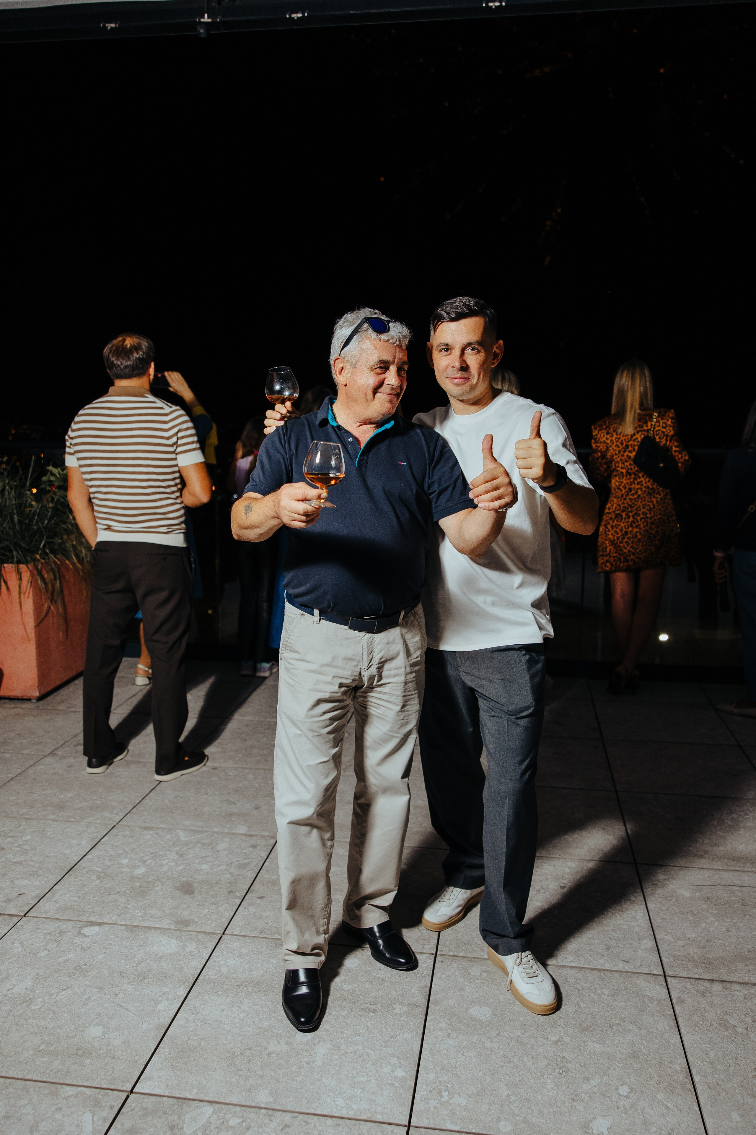 Oleg 40 ani. Fotograf de nuntă și evenimente private!