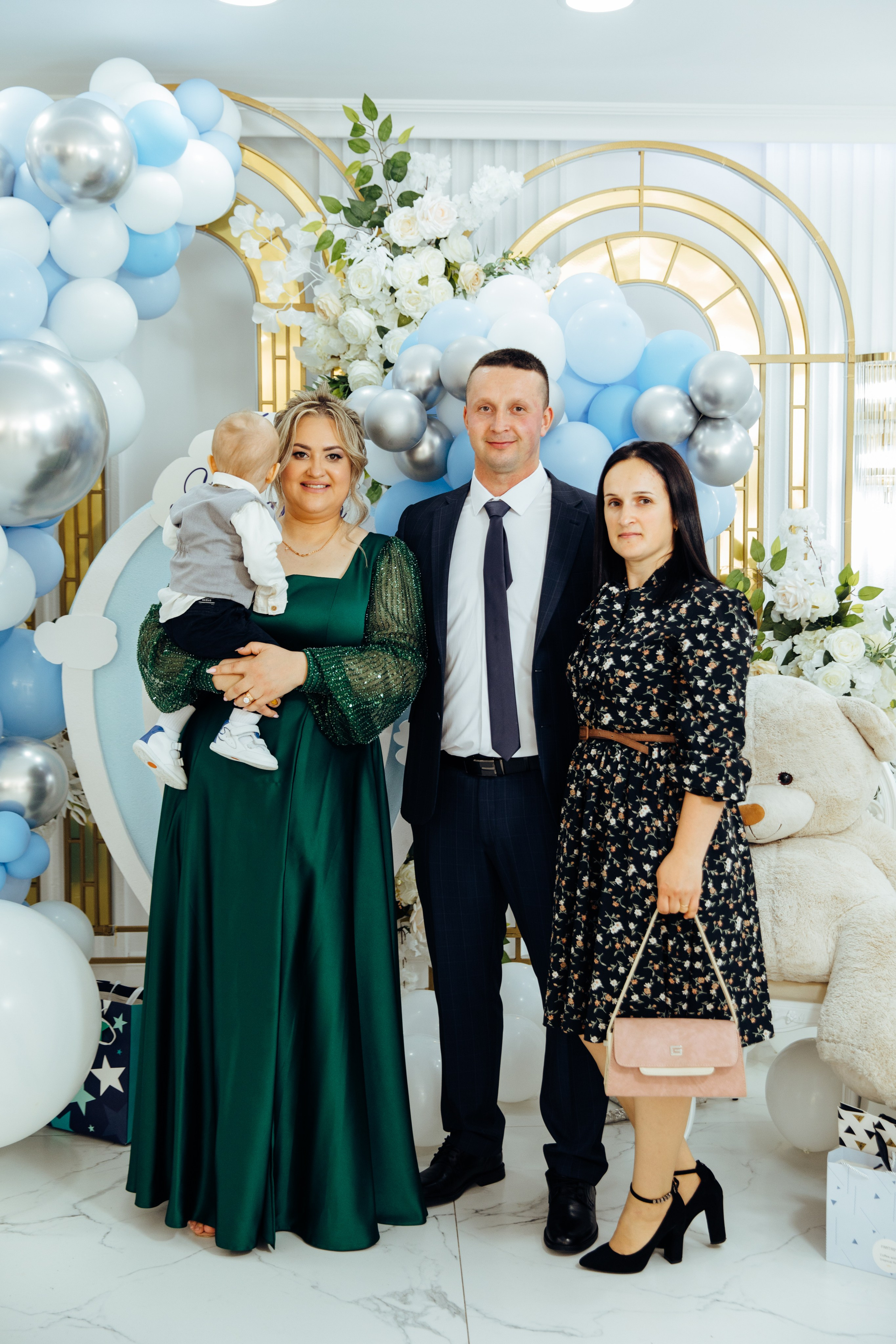 Ionel-Alessandro. Fotograf de nuntă și evenimente private!