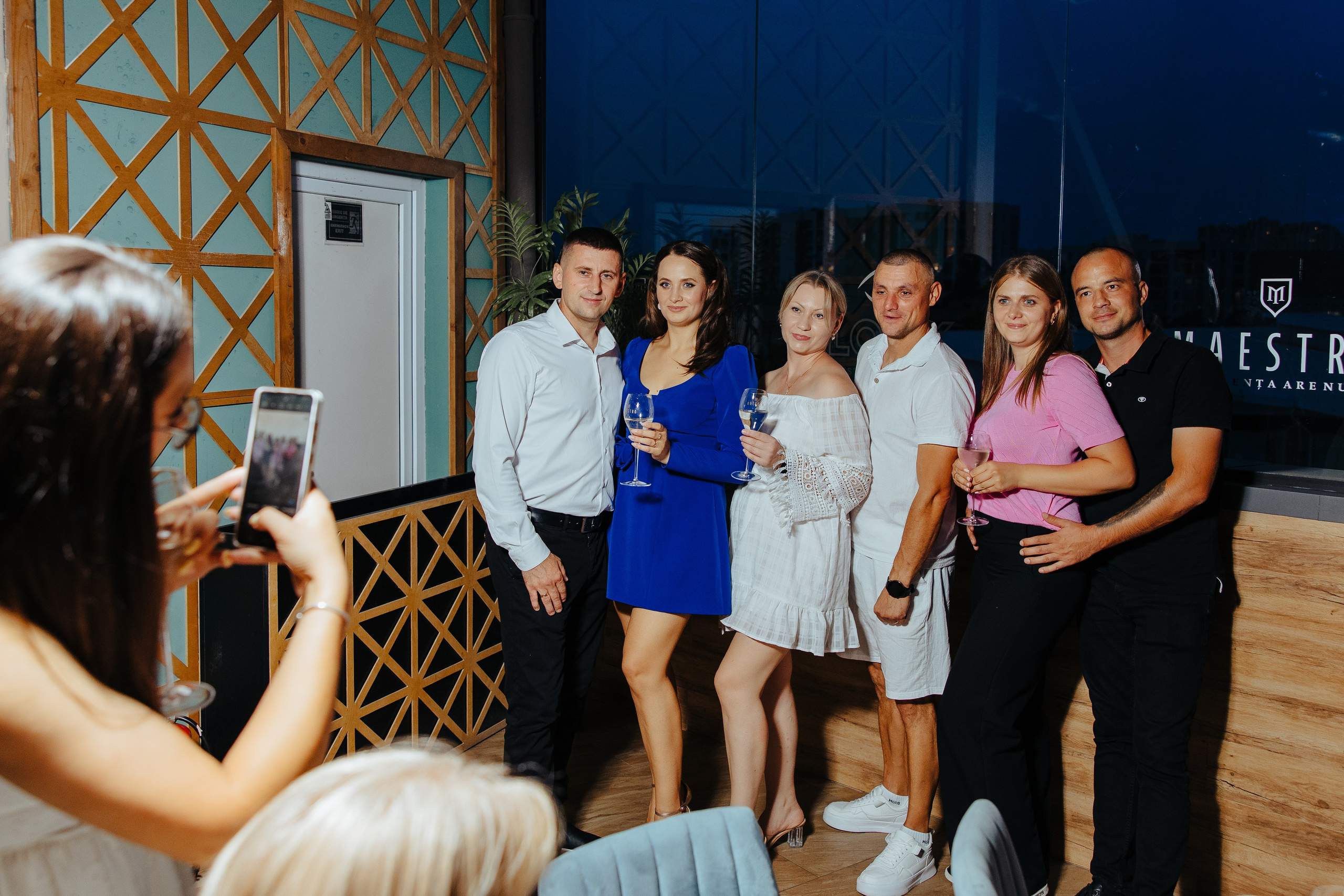 Nicoleta. Fotograf de nuntă și evenimente private!