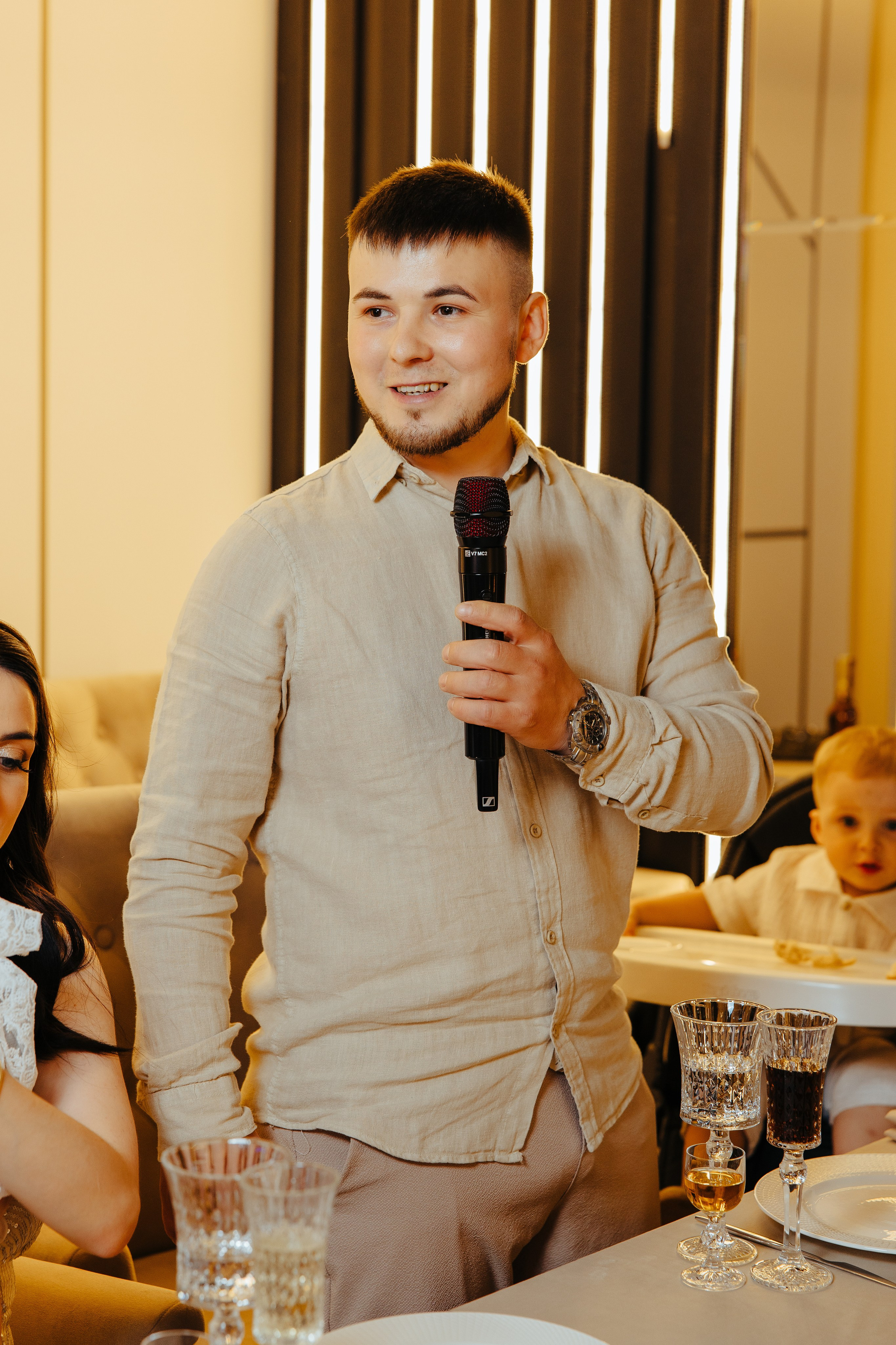 Delia. Fotograf de nuntă și evenimente private!