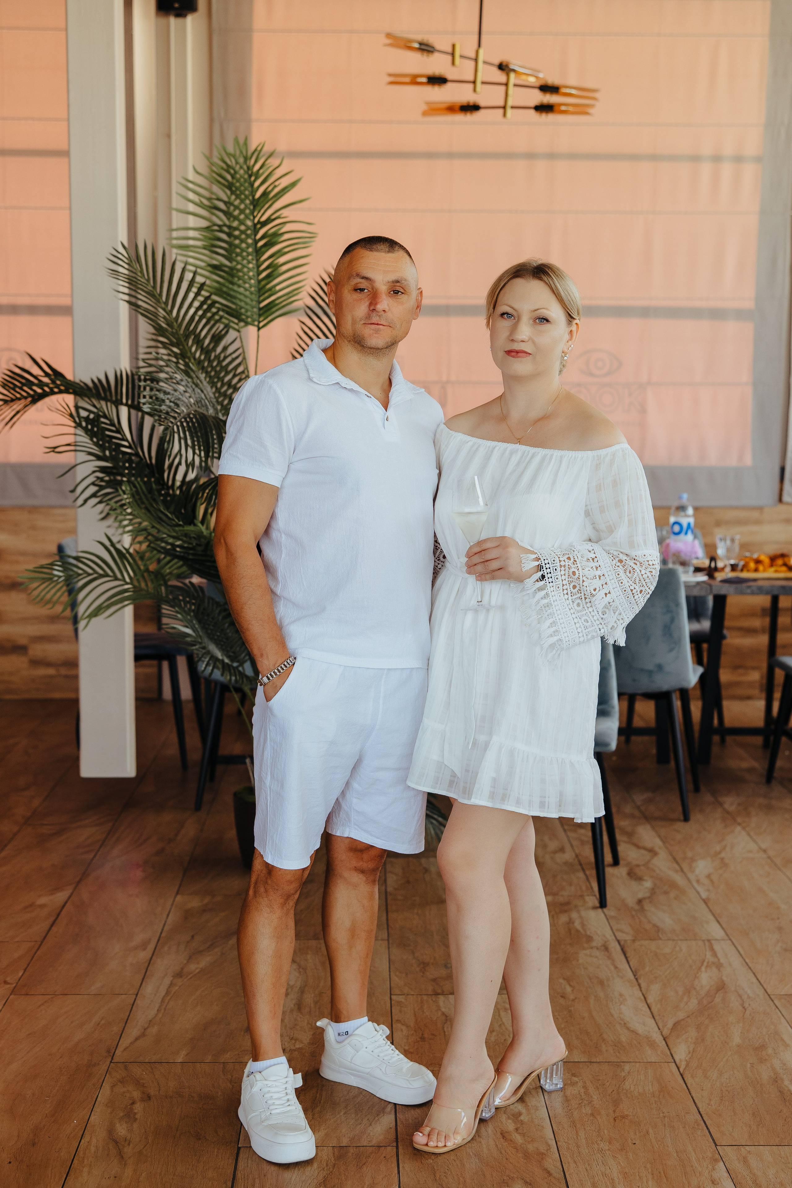 Nicoleta. Fotograf de nuntă și evenimente private!