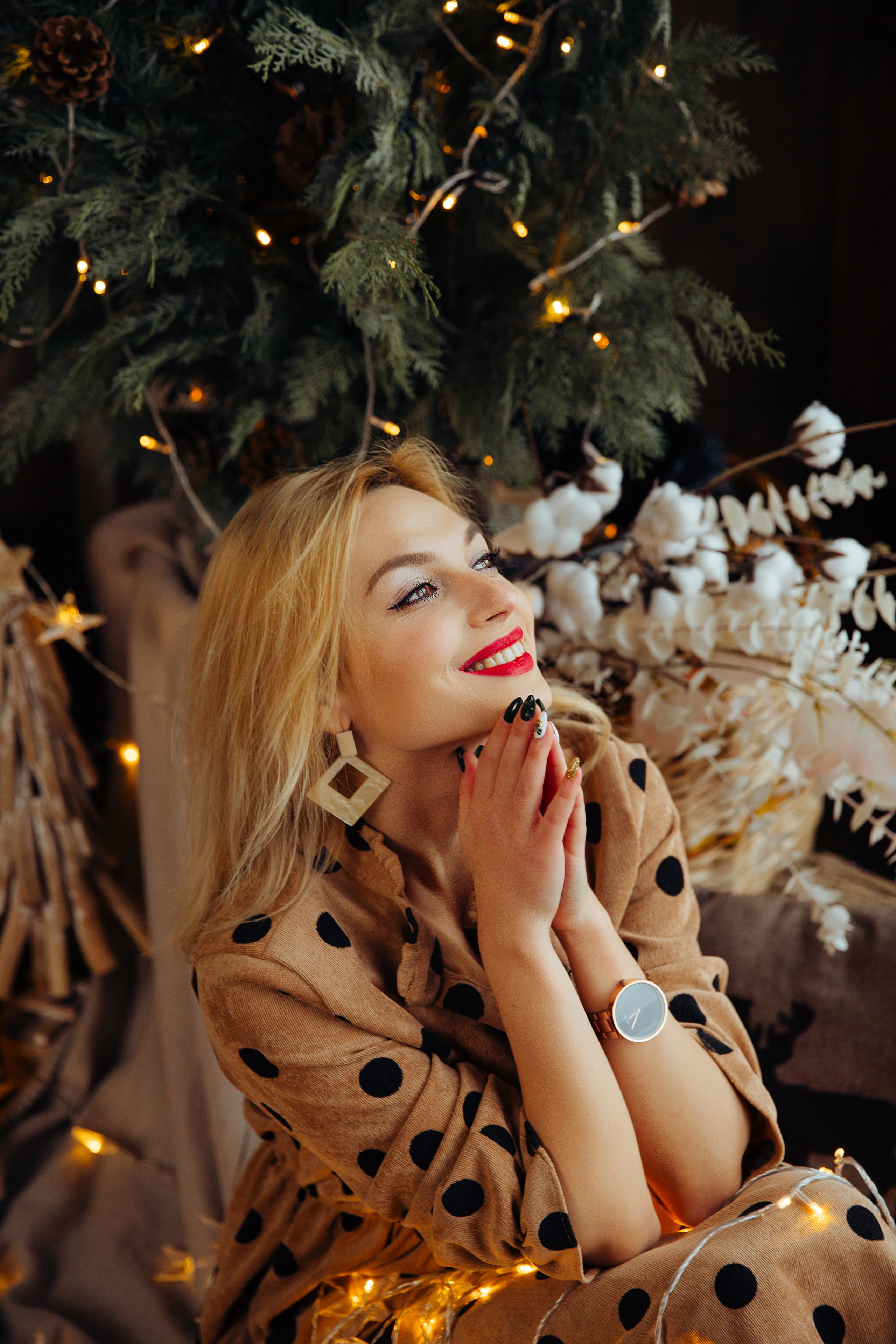 Magia sarbātorilor. Fotograf de nuntă și evenimente private!